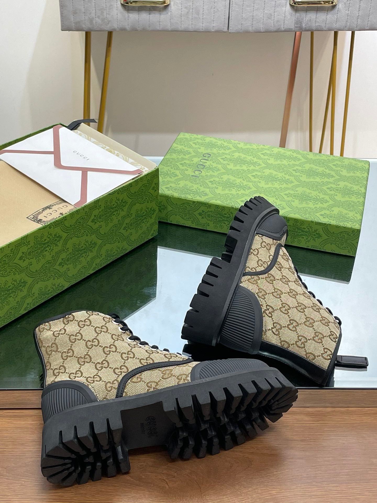 Gucc-049Shoes