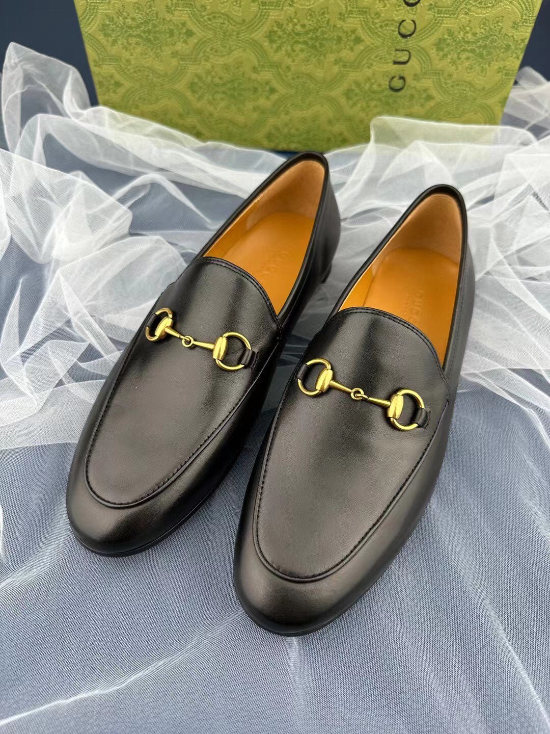 Gucci-051Shoes