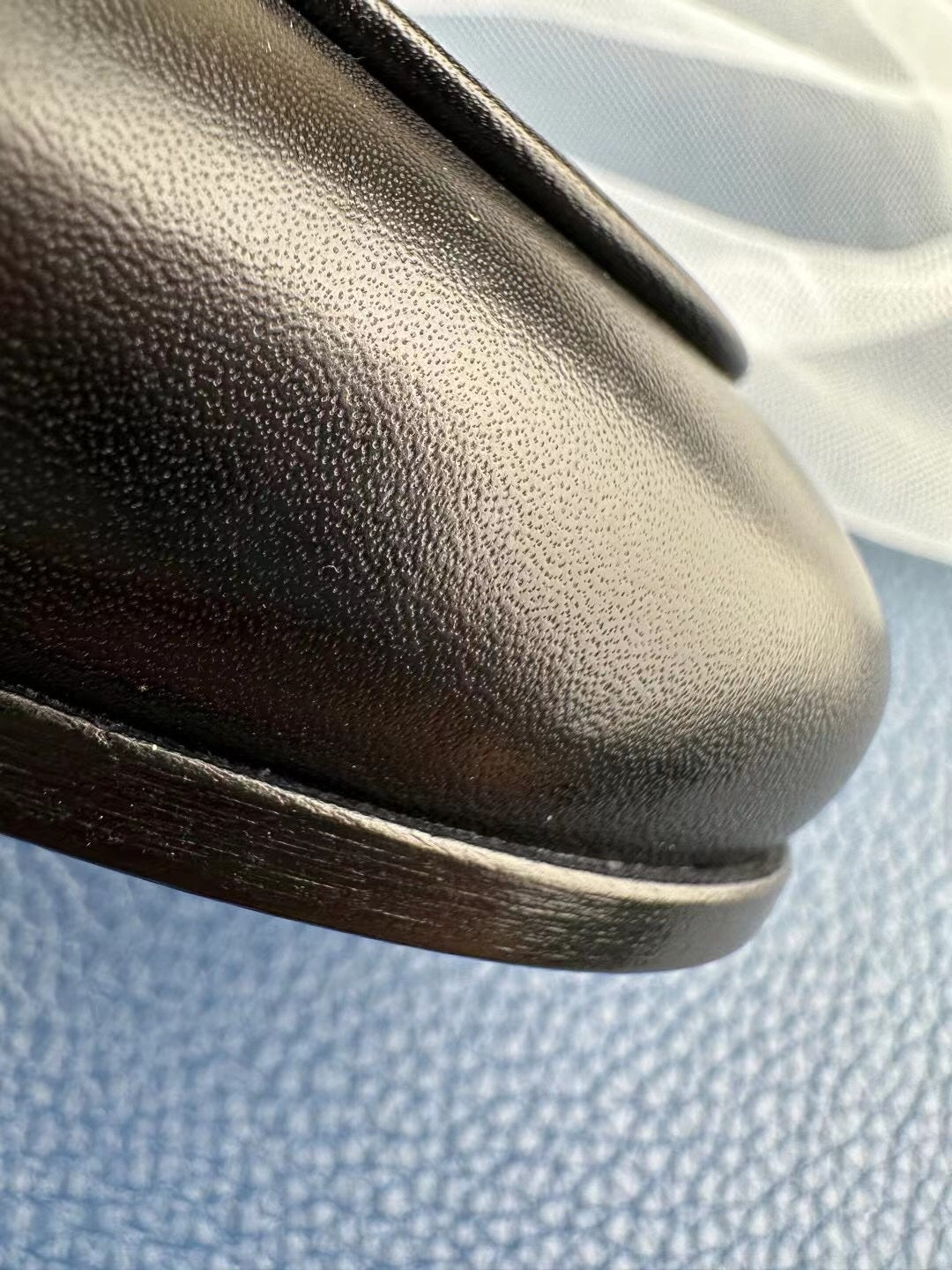 Gucci-051Shoes