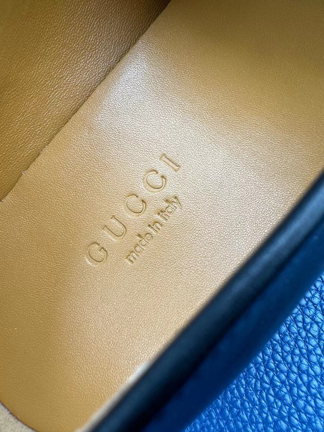 Gucci-051Shoes