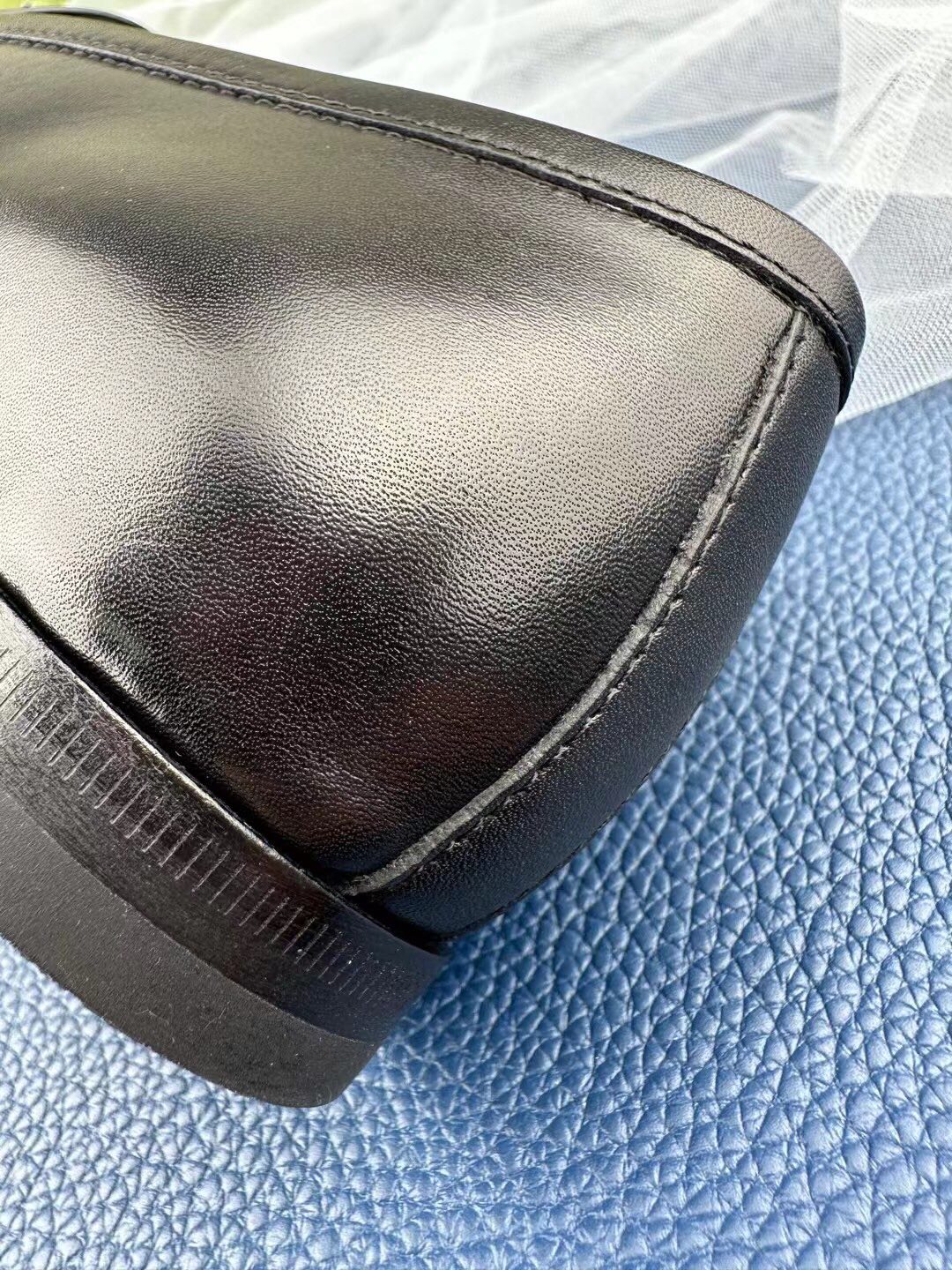 Gucci-051Shoes