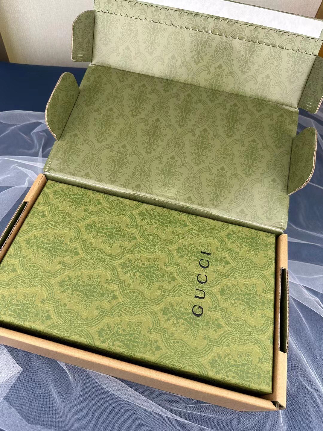 Gucci-051Shoes