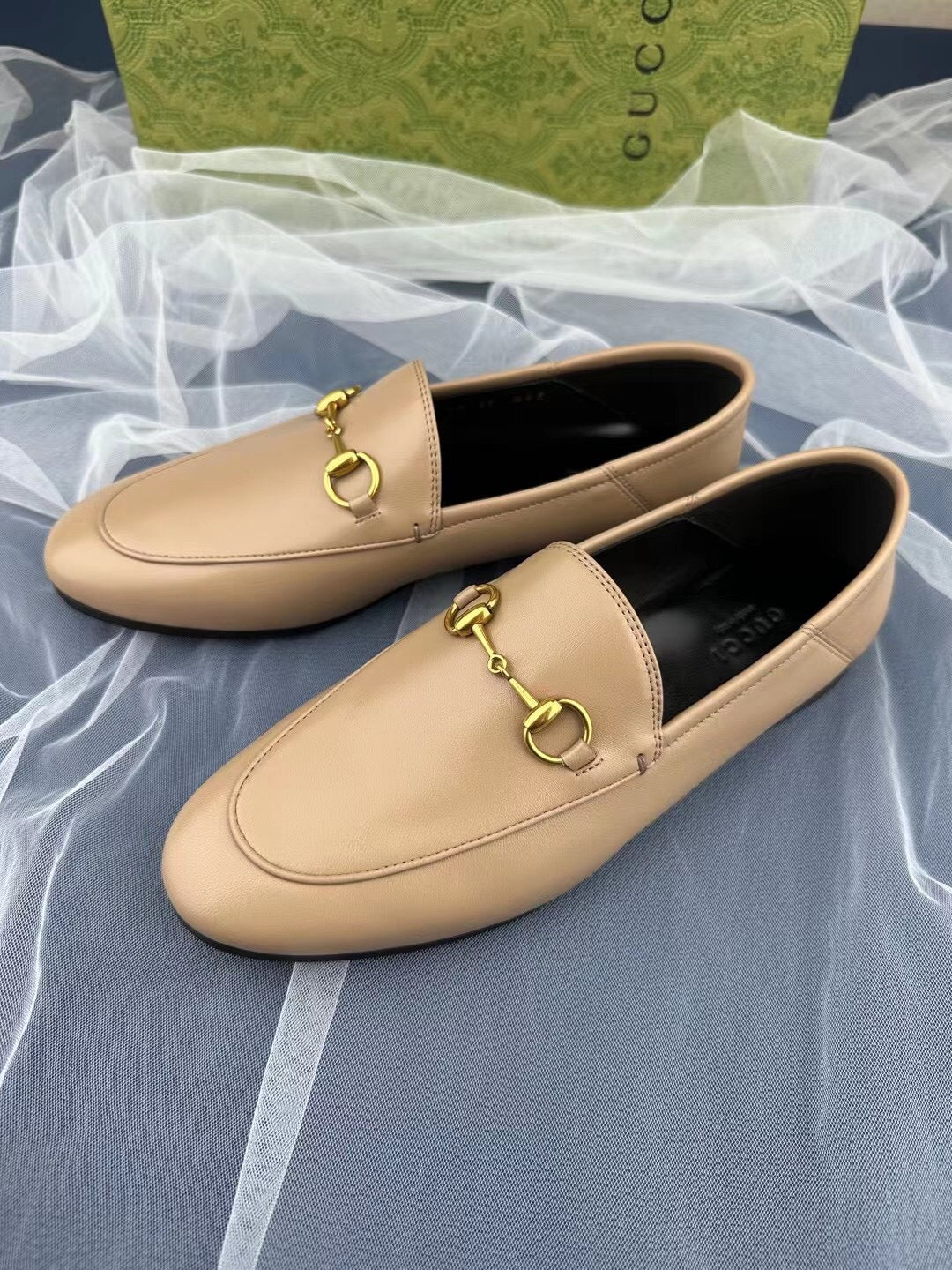 Gucci-052Shoes