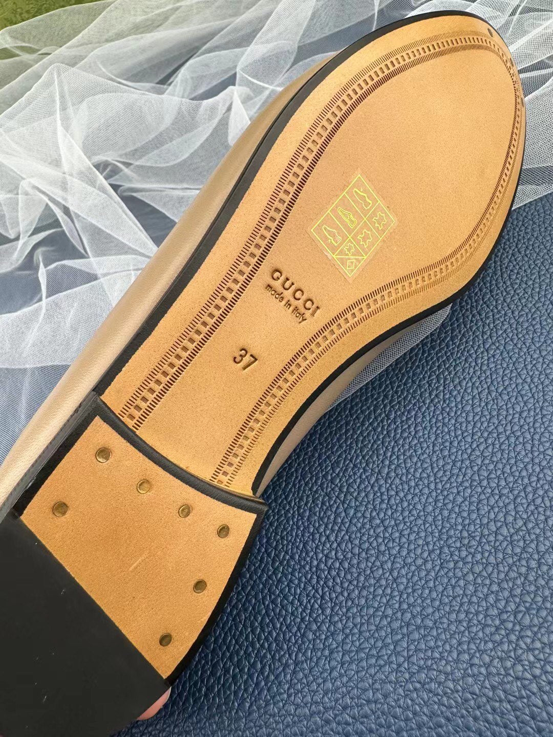 Gucci-052Shoes
