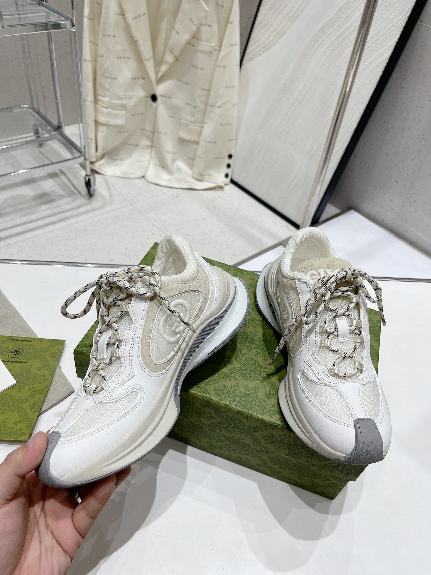 Gucci-055Shoes