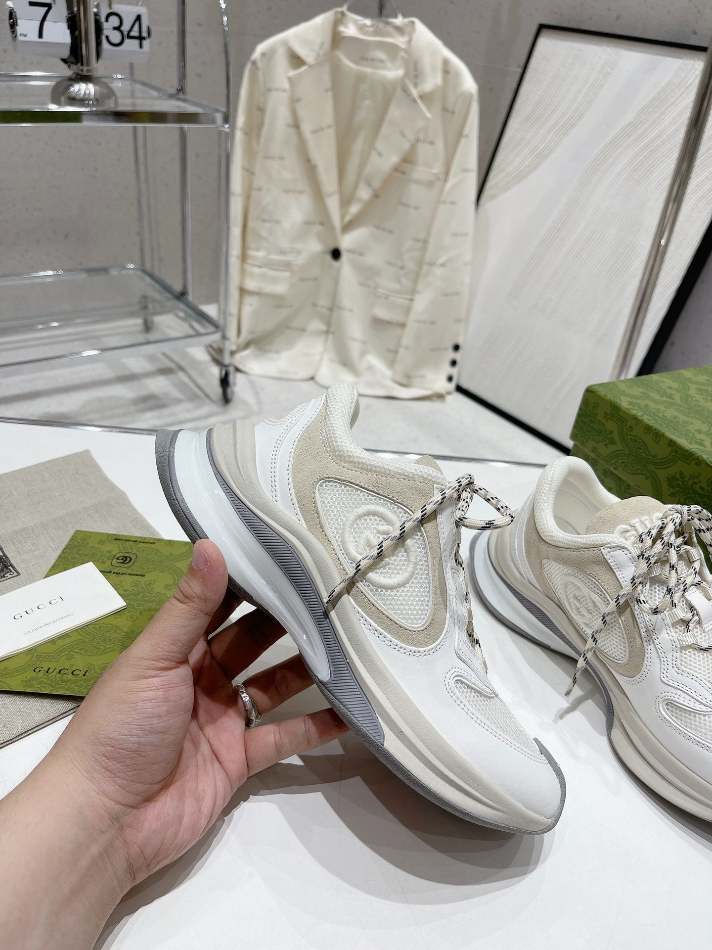 Gucci-055Shoes