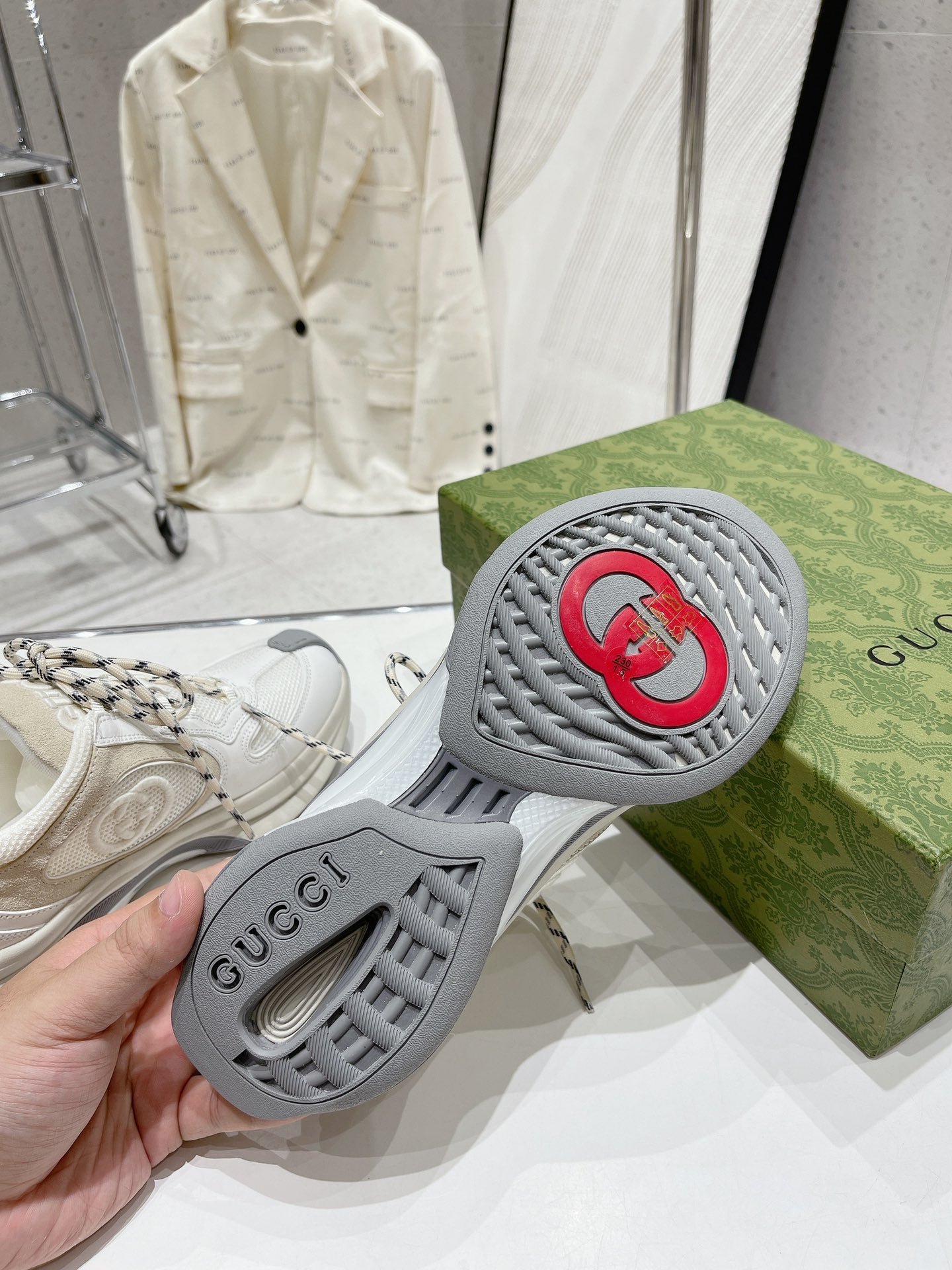 Gucci-055Shoes