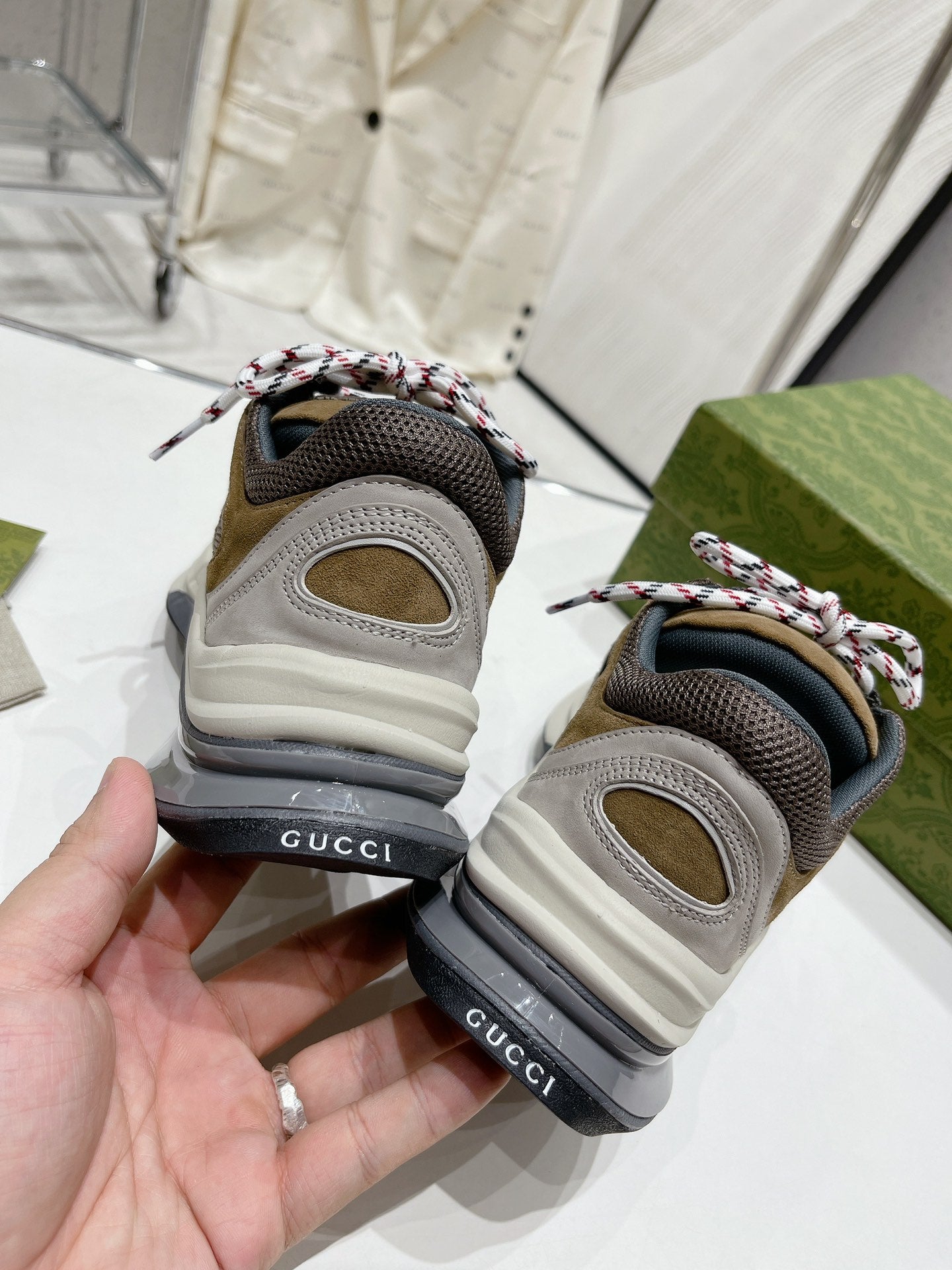 Gucci-056Shoes