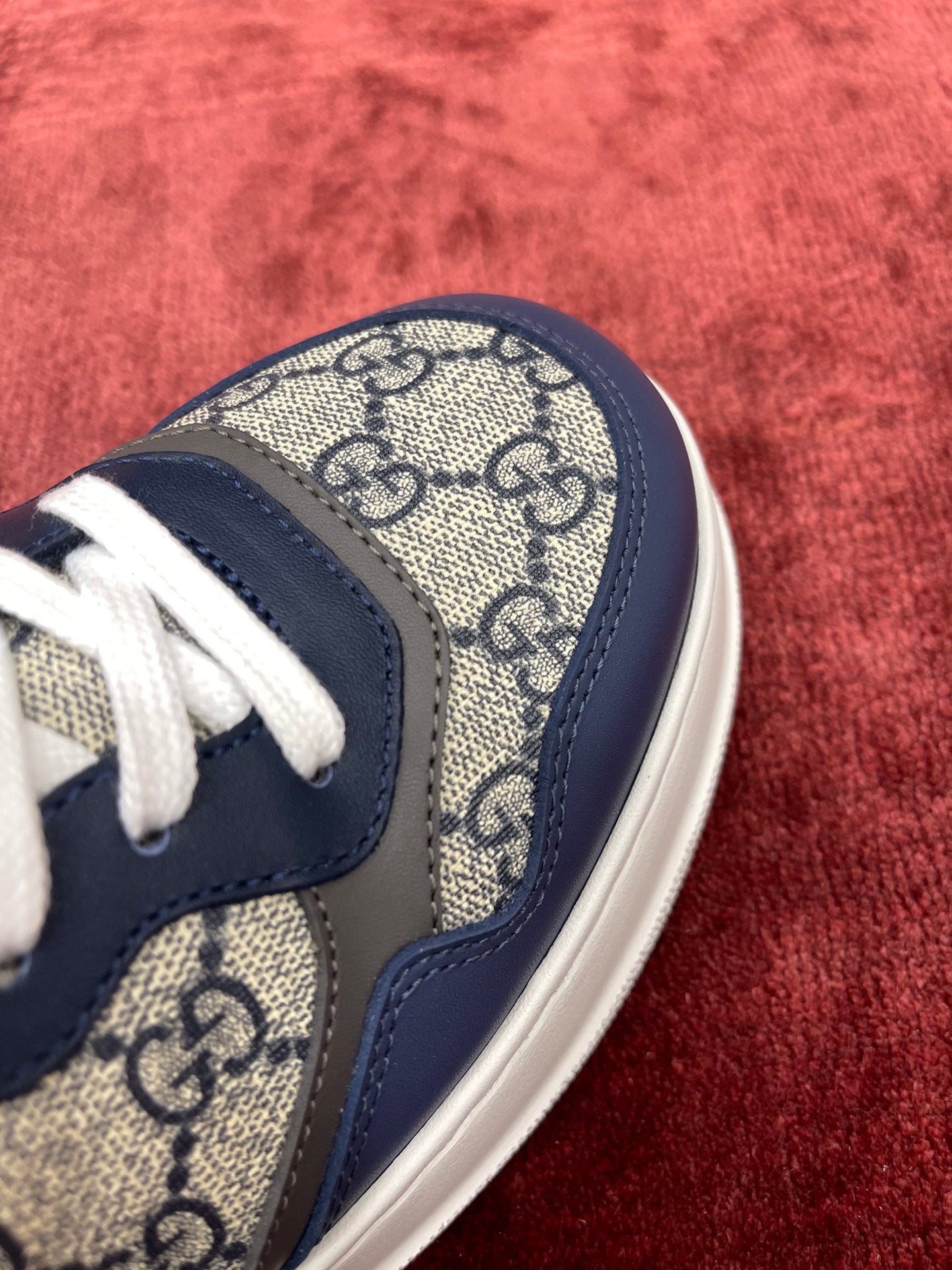 Gucci-057Shoes