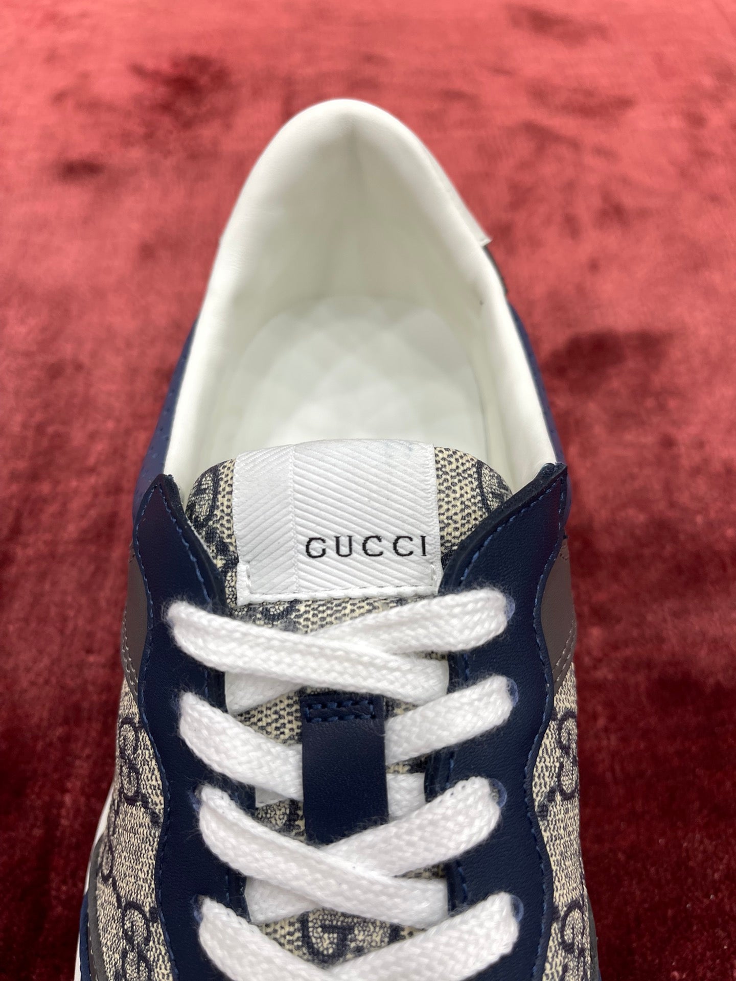Gucci-057Shoes