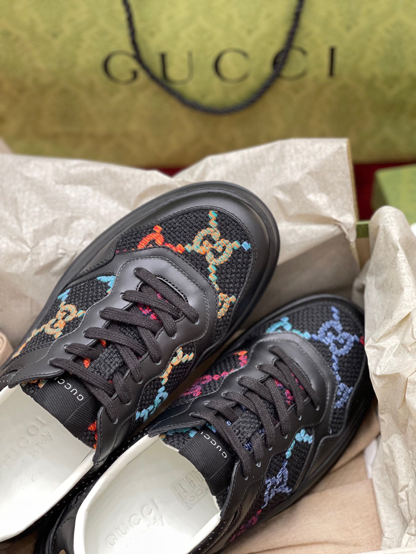 Gucci-061Shoes