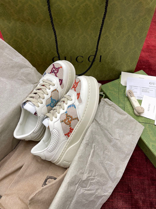 Gucci-062Shoes