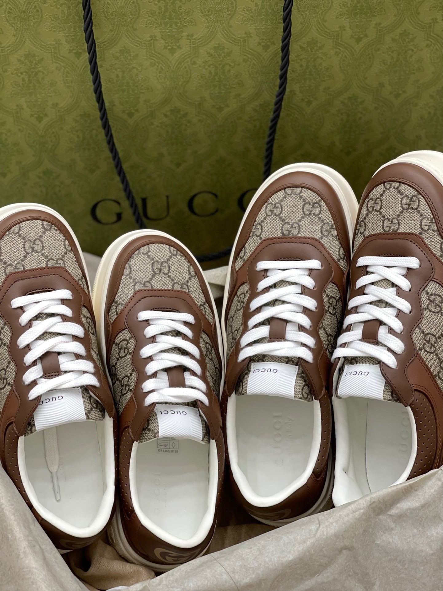Gucci-063Shoes