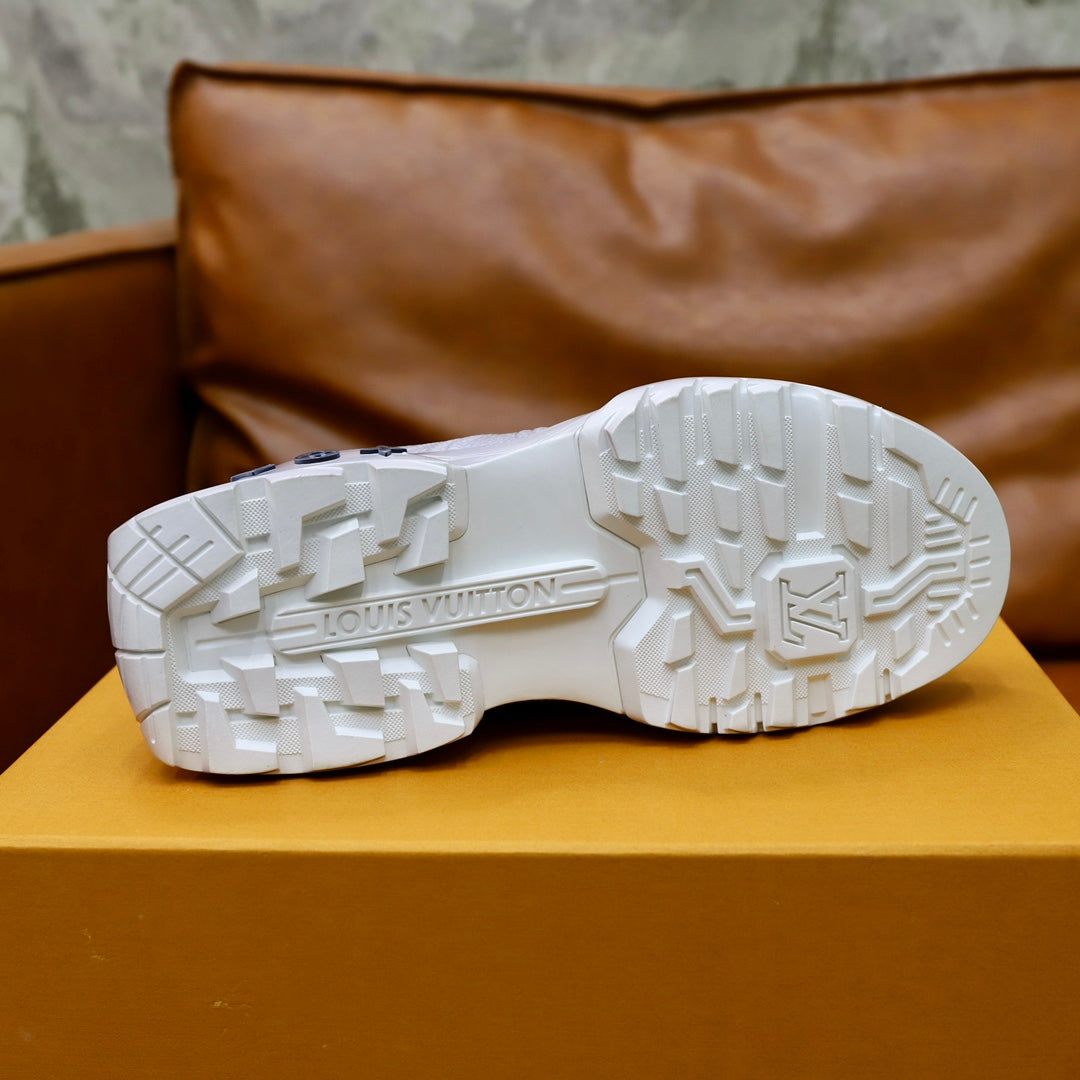 LV-136shoes