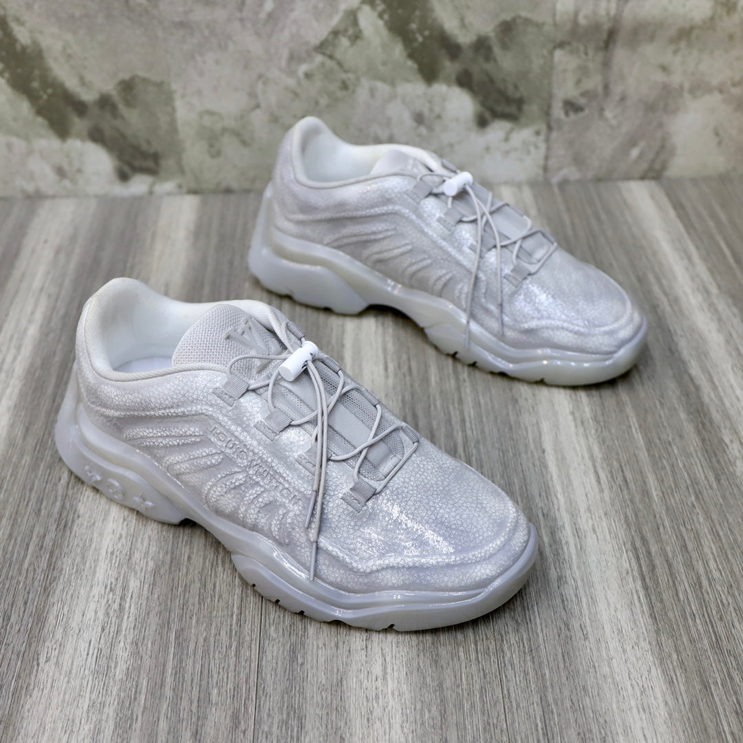 LV-143shoes