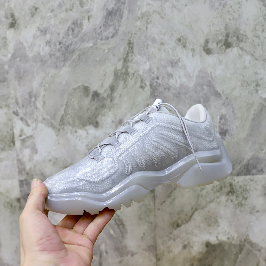 LV-143shoes