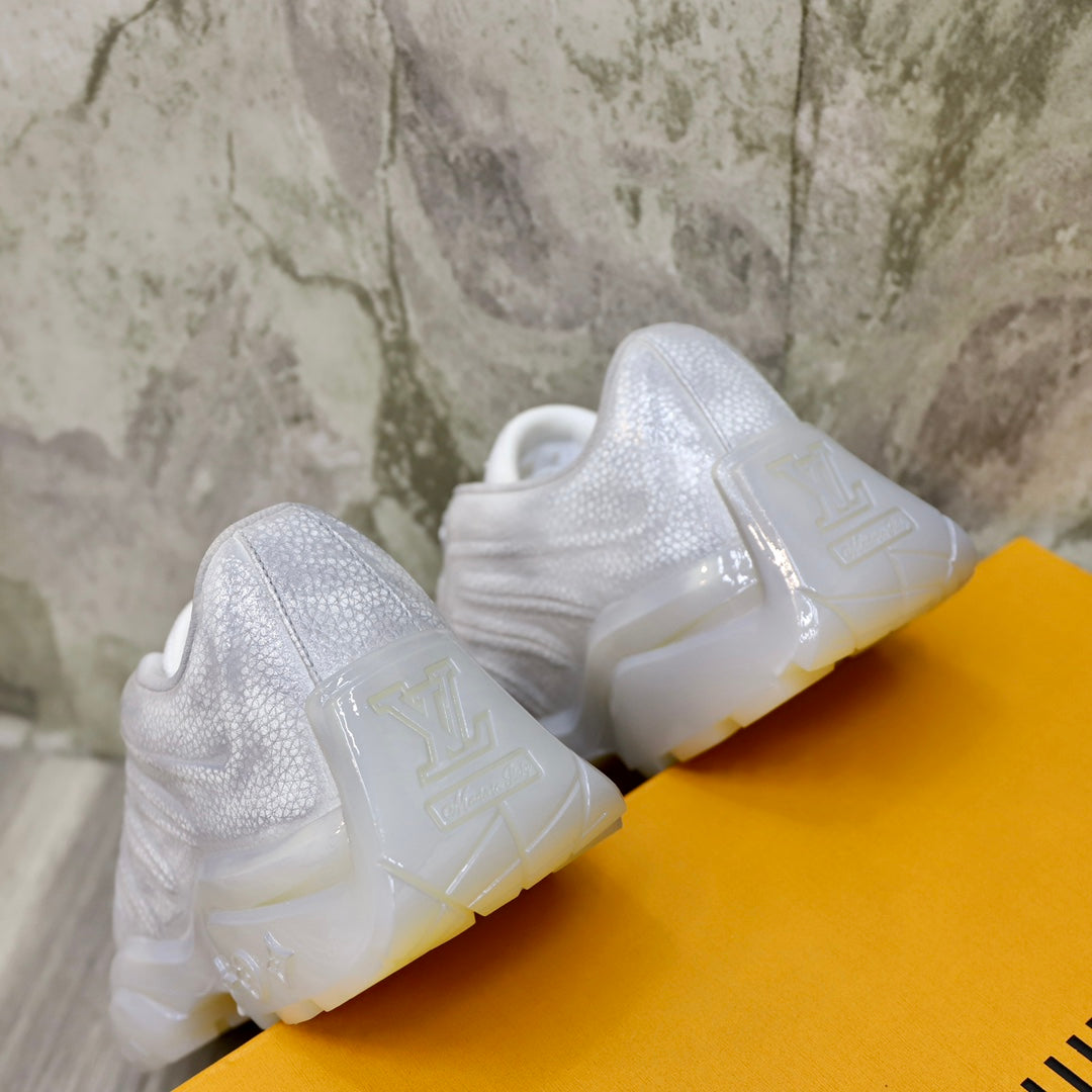 LV-143shoes