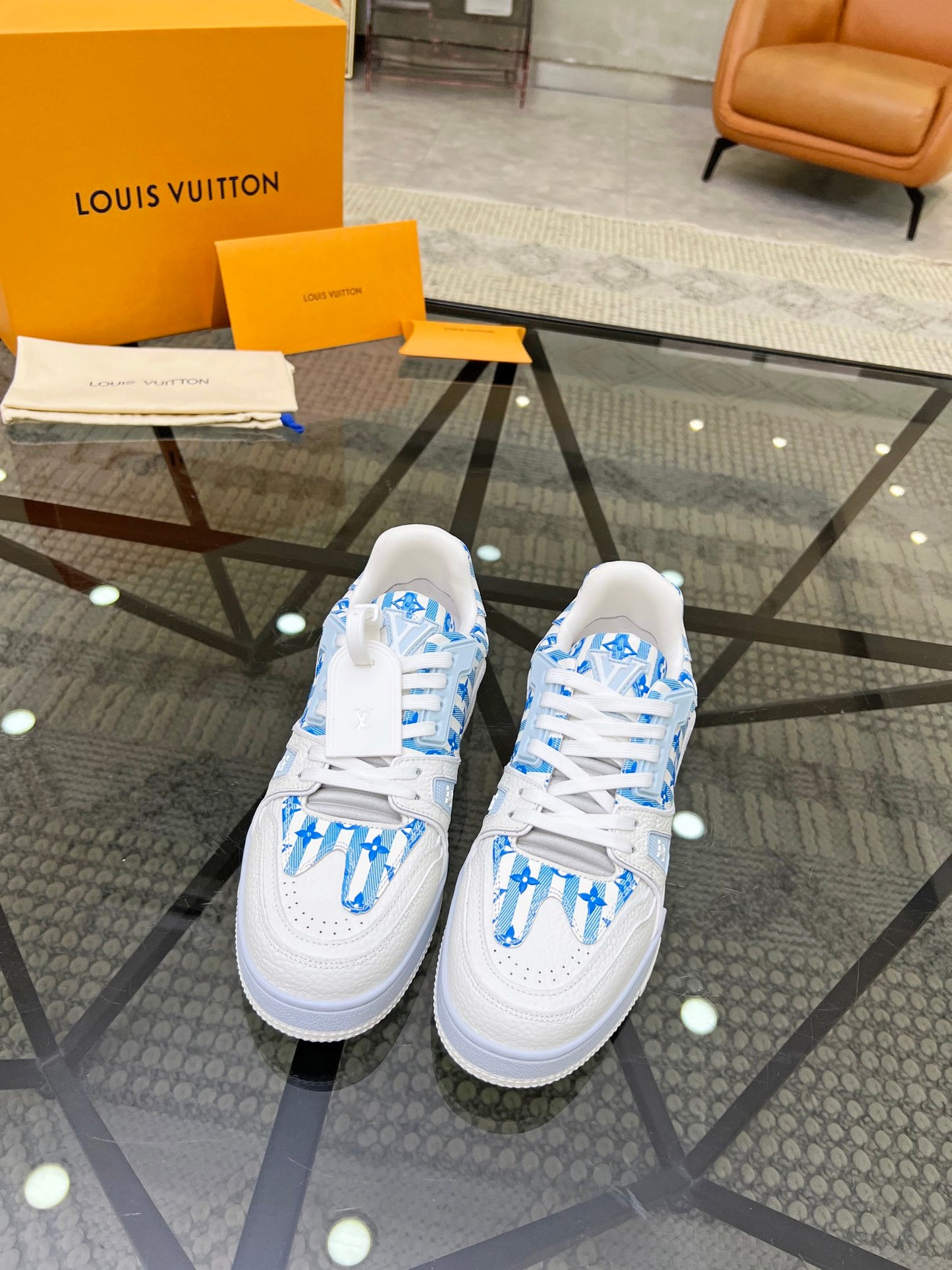 LV-144shoes