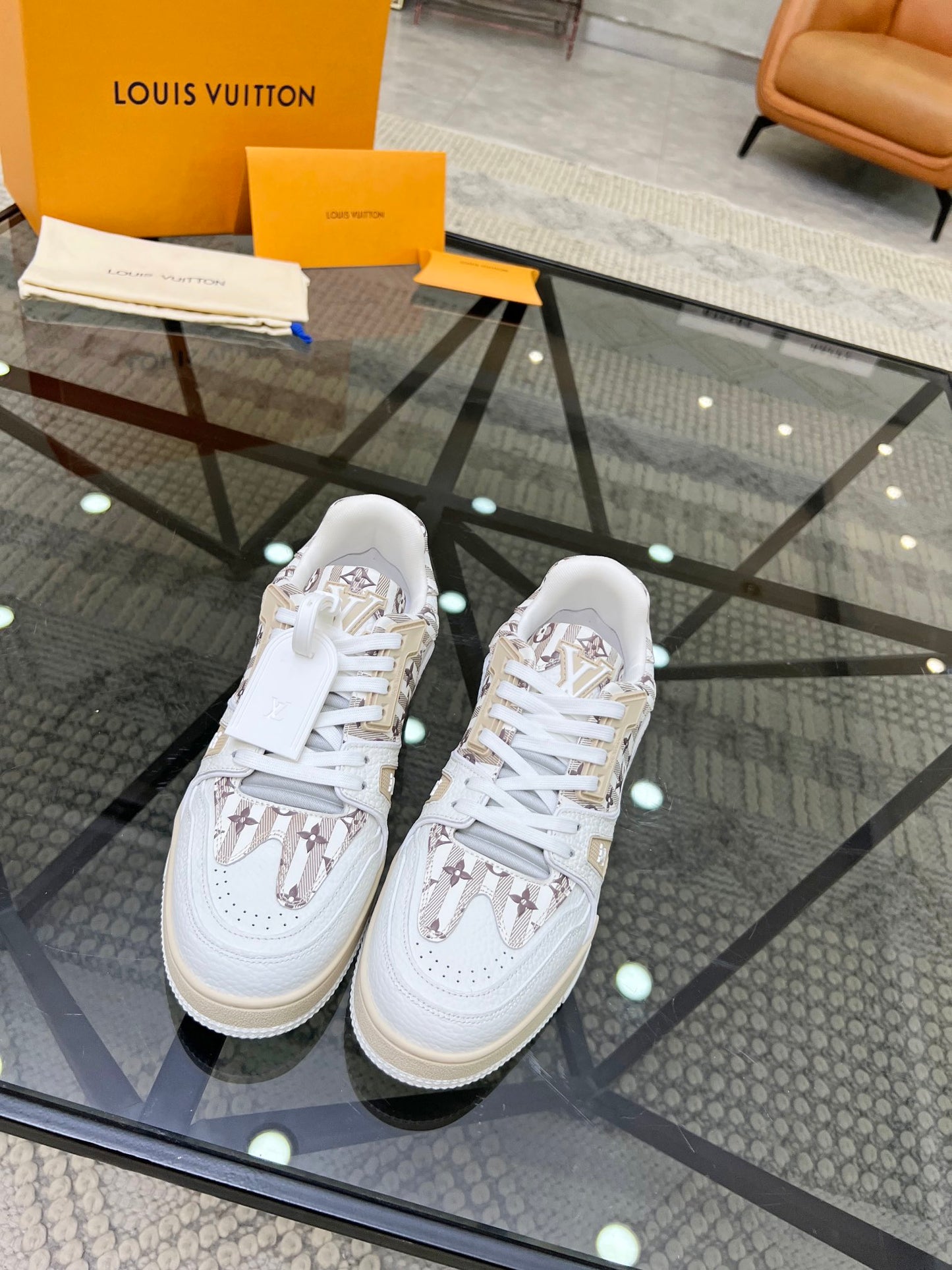 LV-145shoes