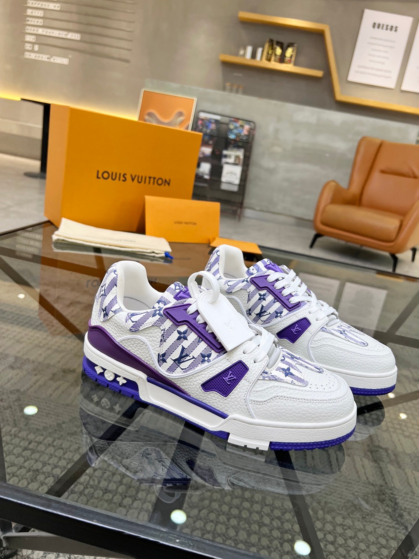 LV-146shoes
