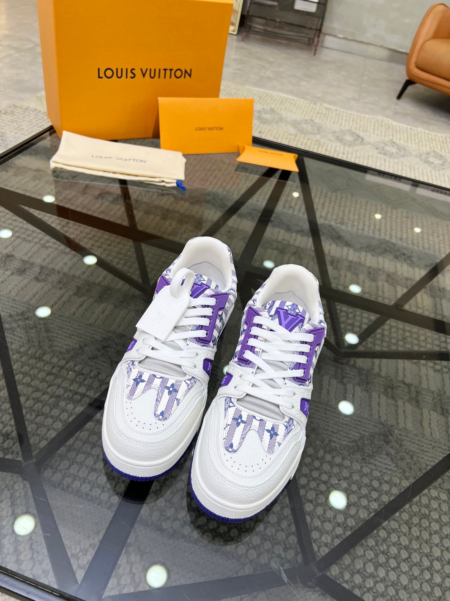 LV-146shoes