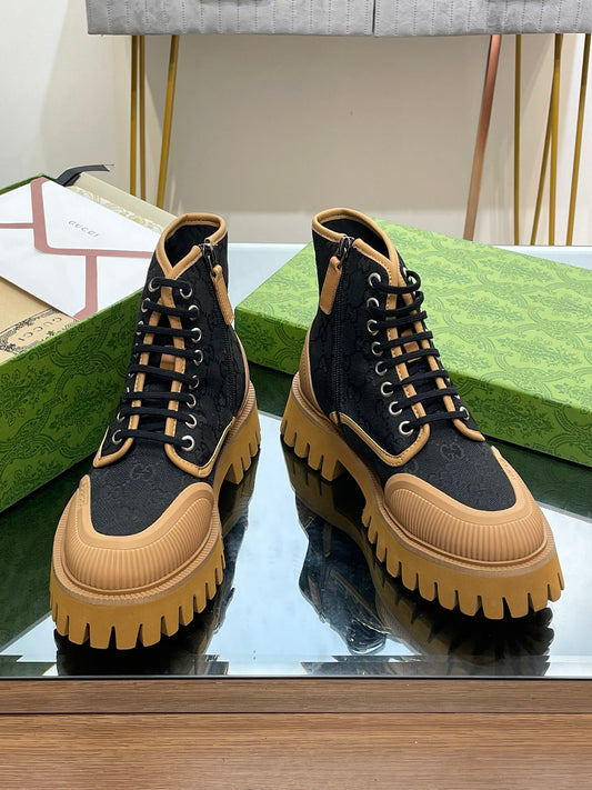 Gucci-065Shoes