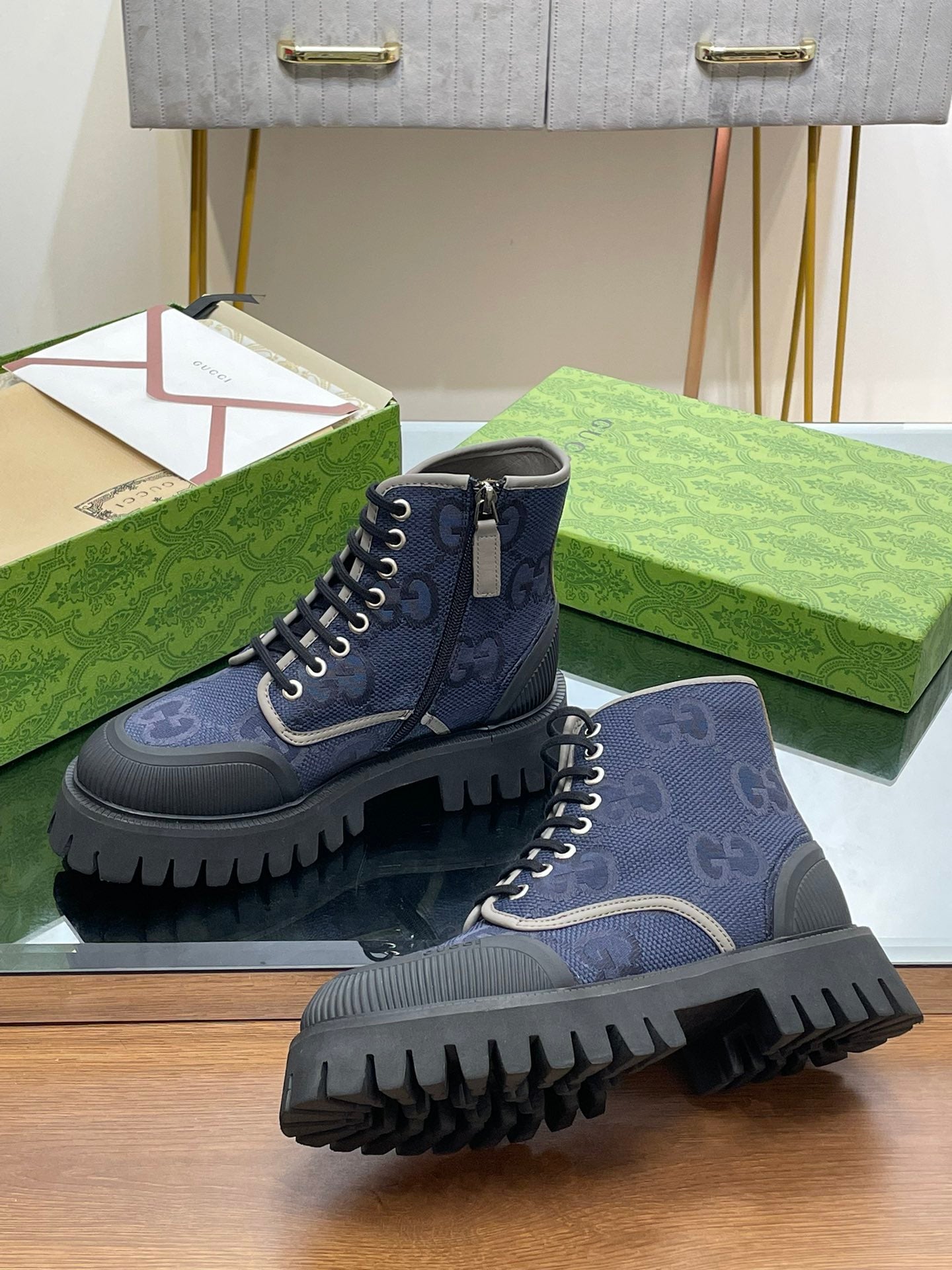 Gucci-067Shoes
