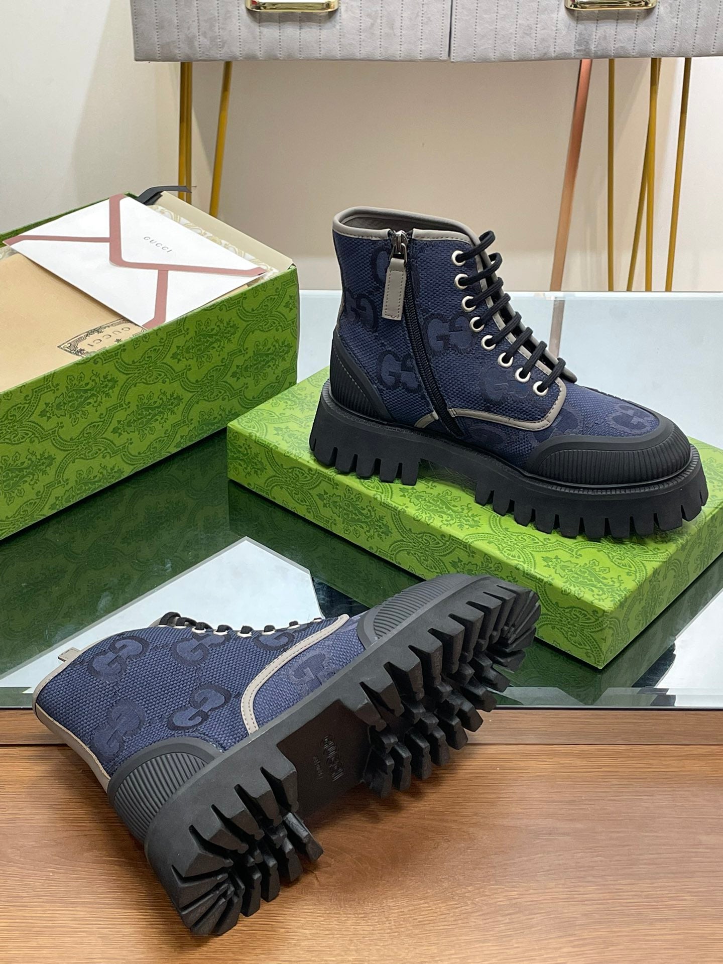 Gucci-067Shoes