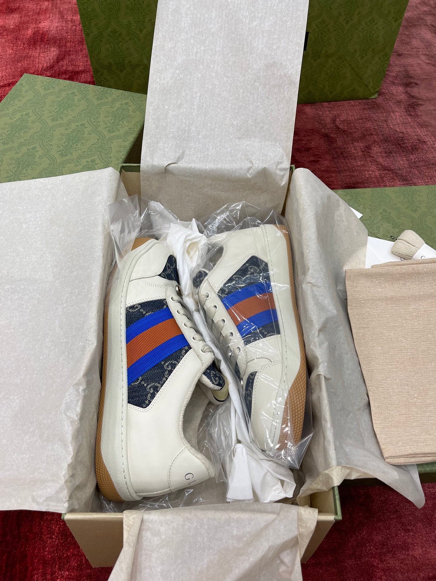 Gucci-068Shoes