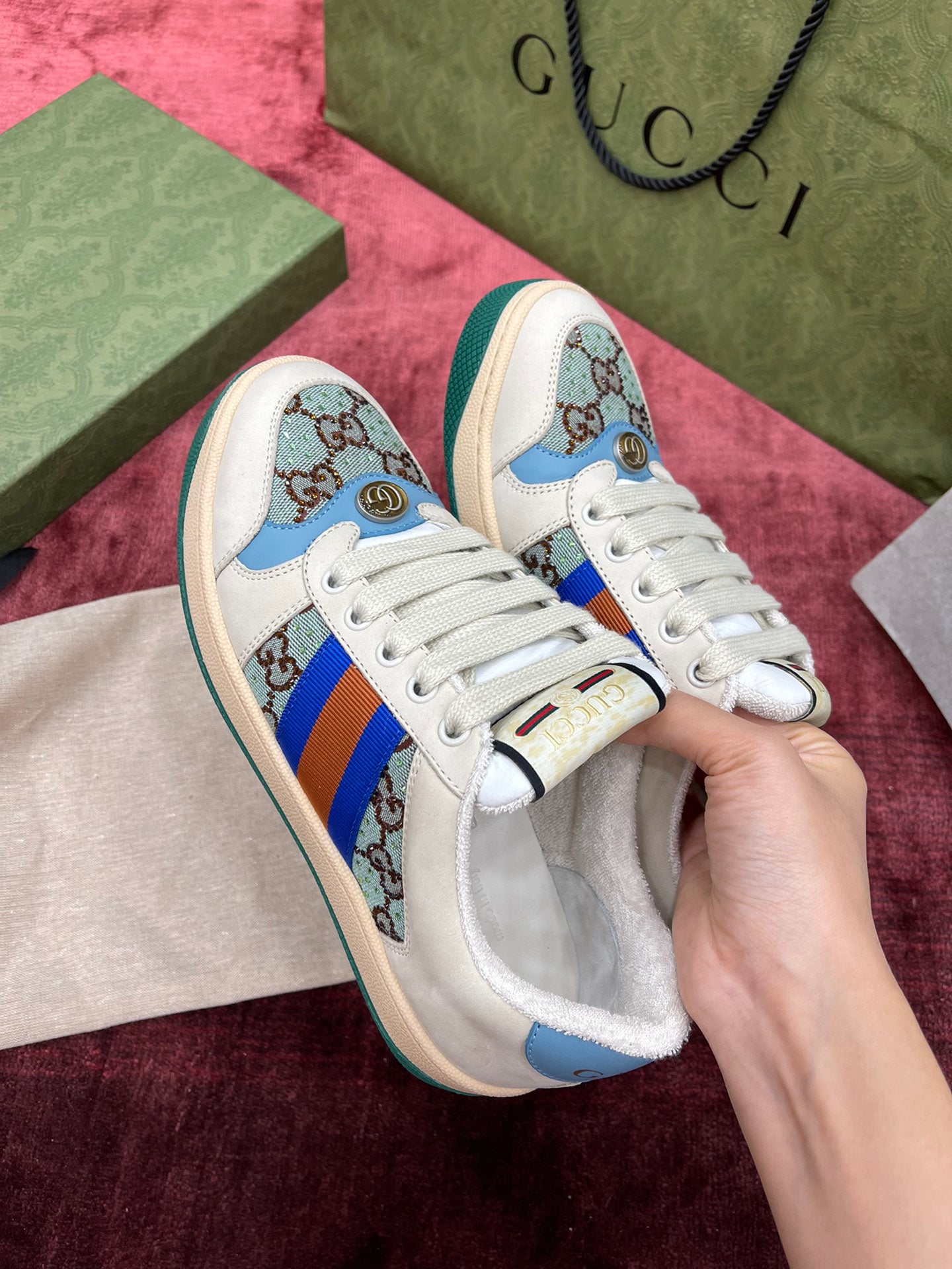 Gucci-070Shoes