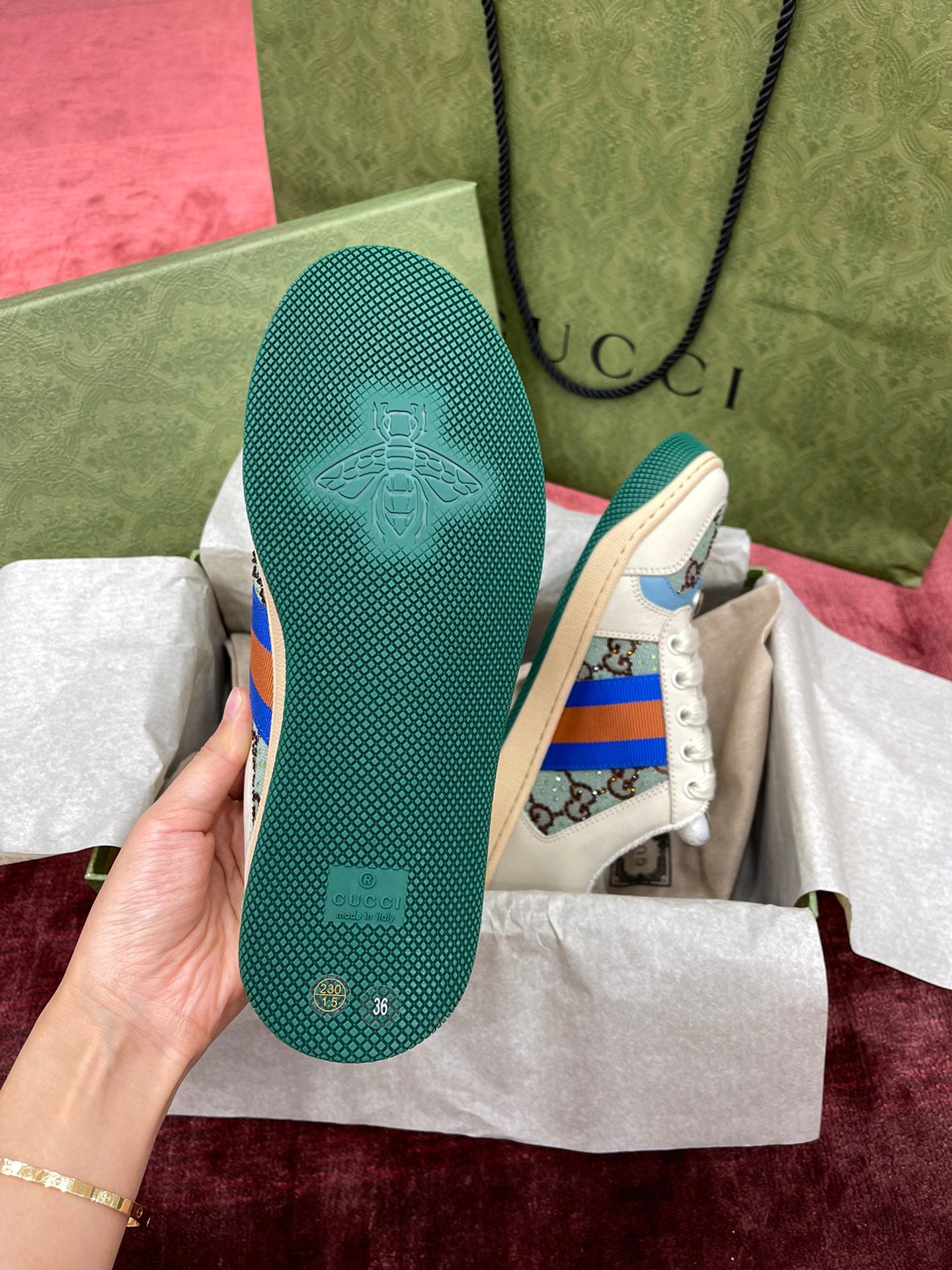 Gucci-070Shoes