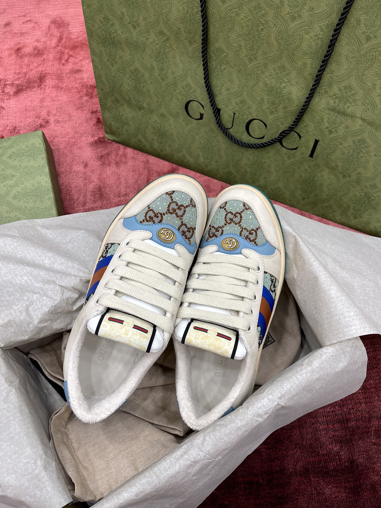 Gucci-070Shoes