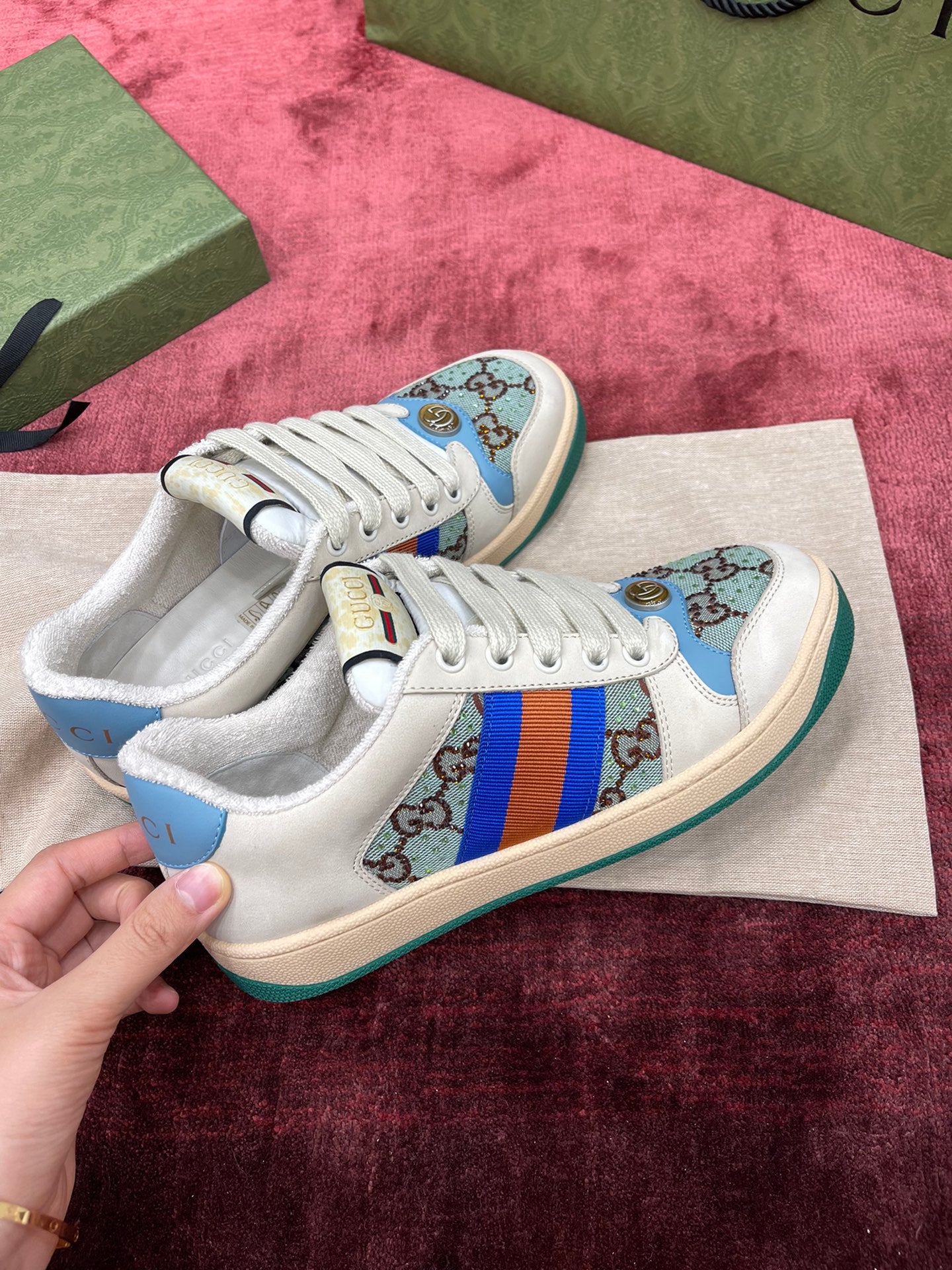 Gucci-070Shoes