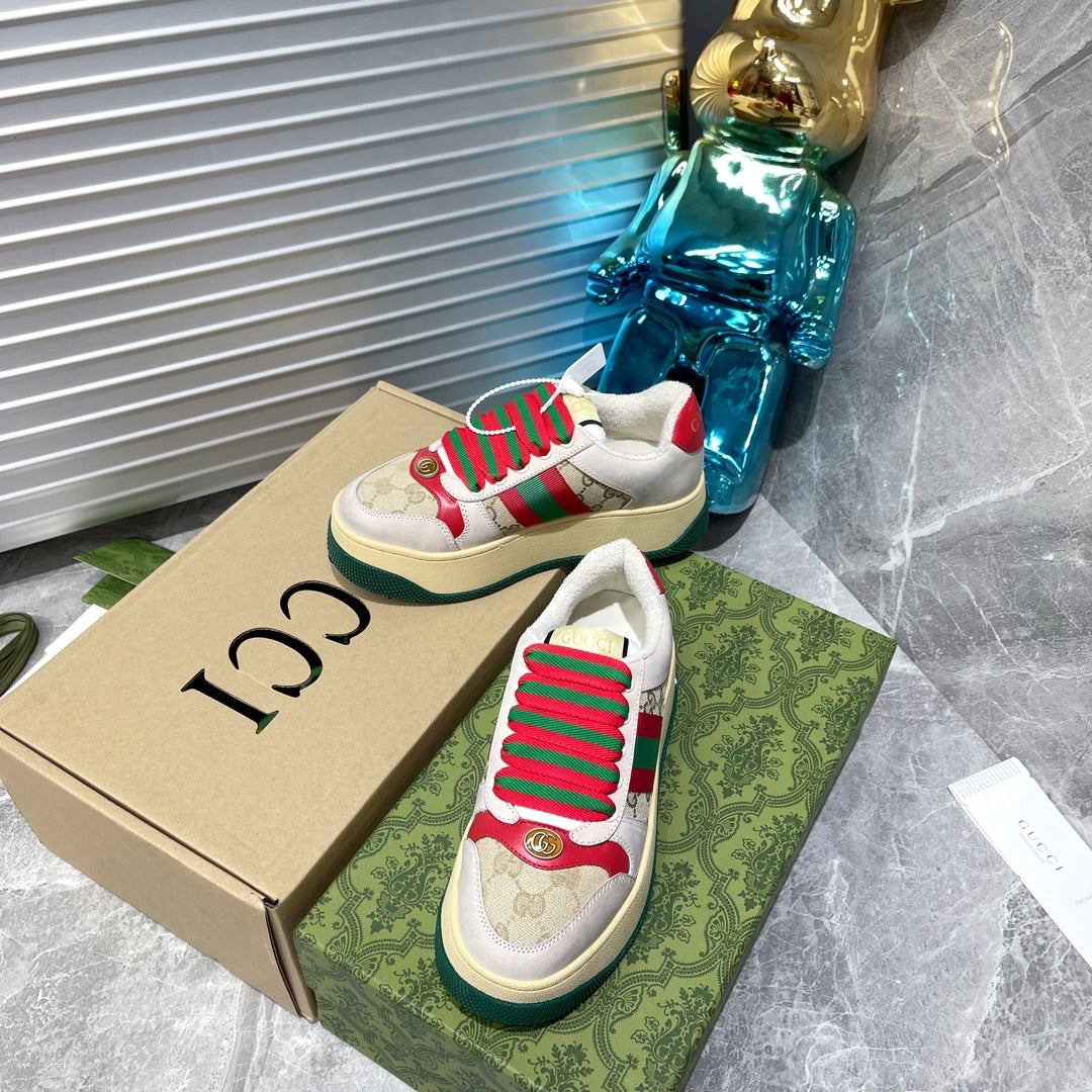 Gucci-072Shoes