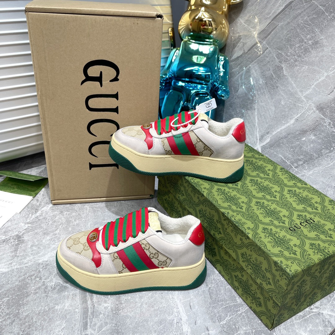 Gucci-072Shoes