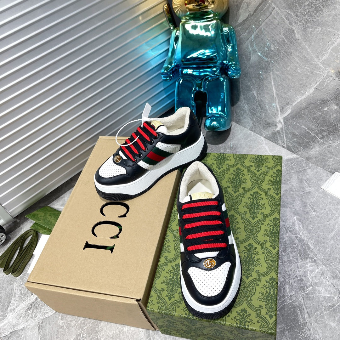 Gucci-075Shoes