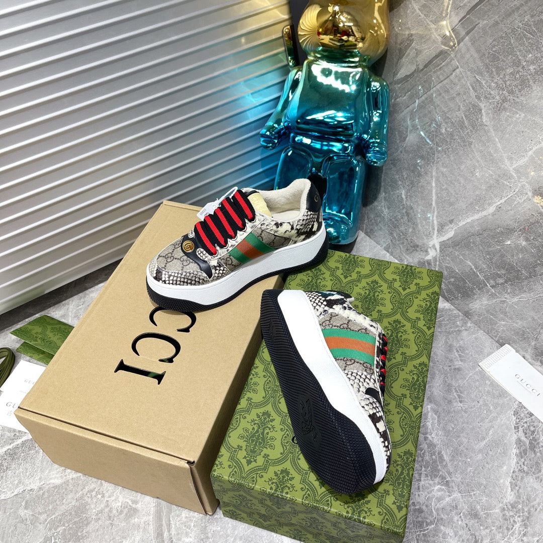 Gucci-080Shoes