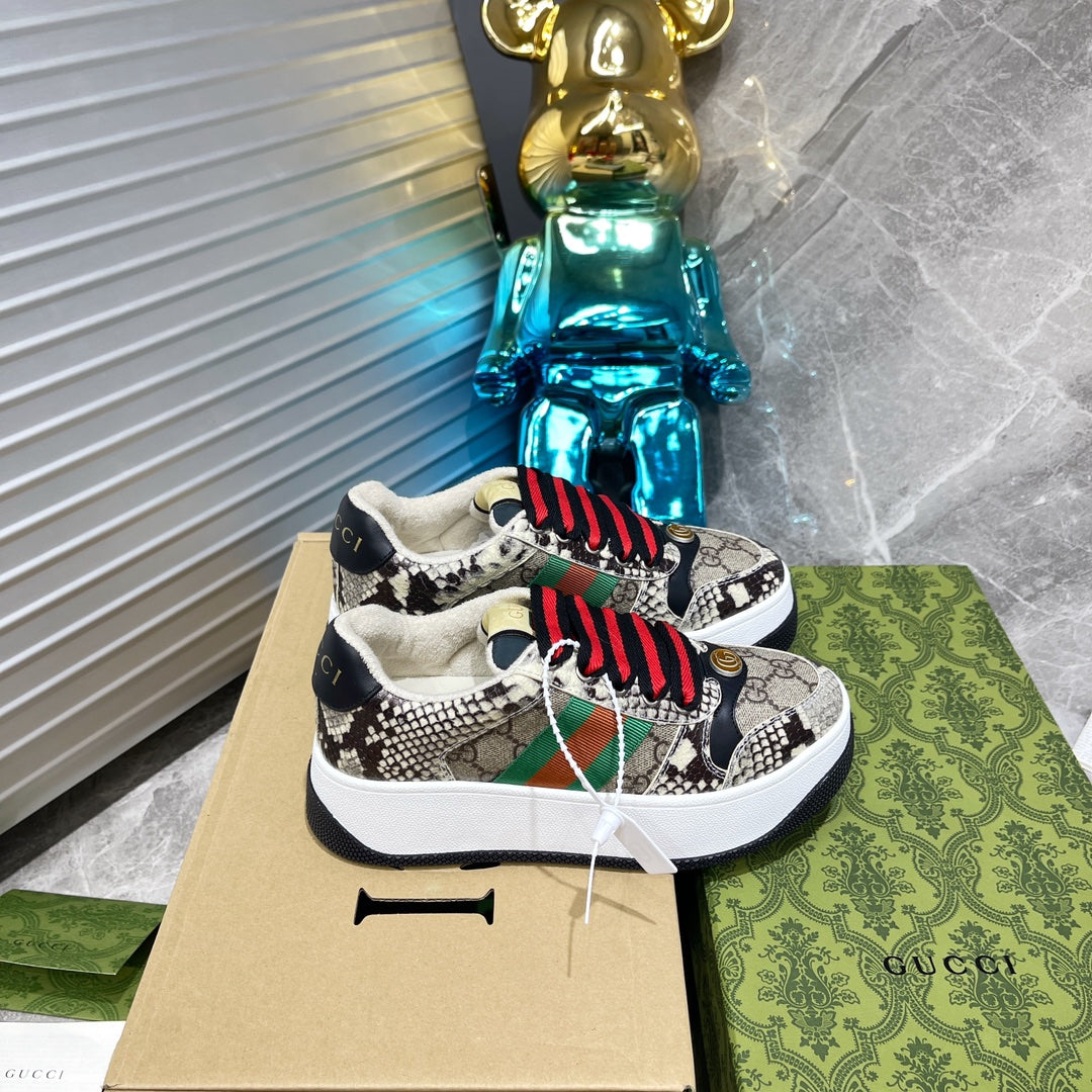 Gucci-080Shoes
