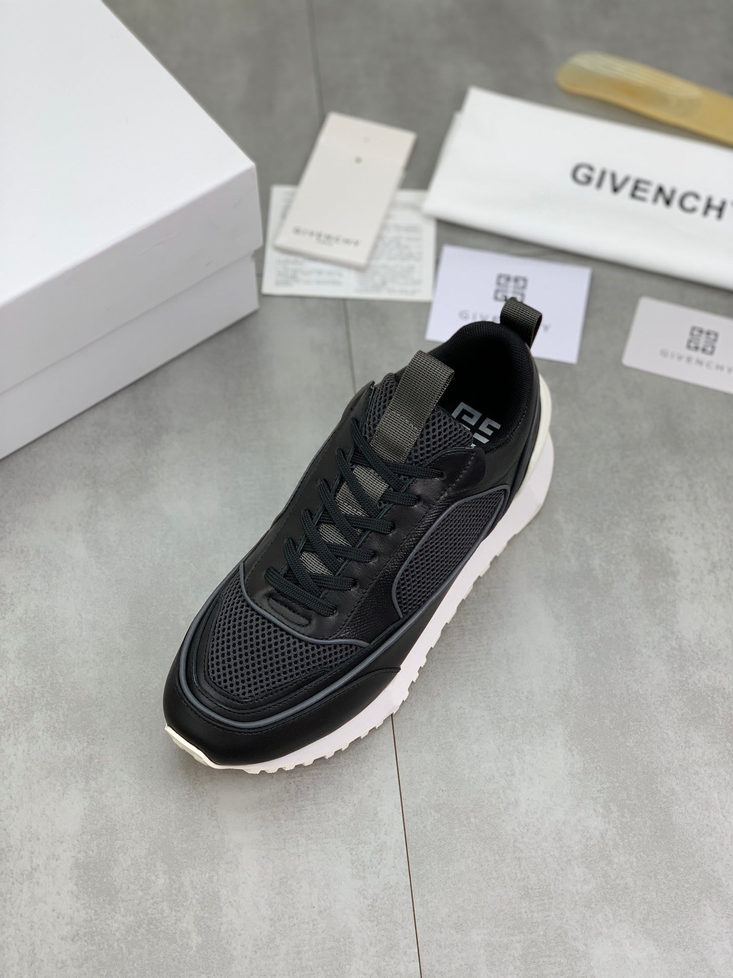 LV-154shoes