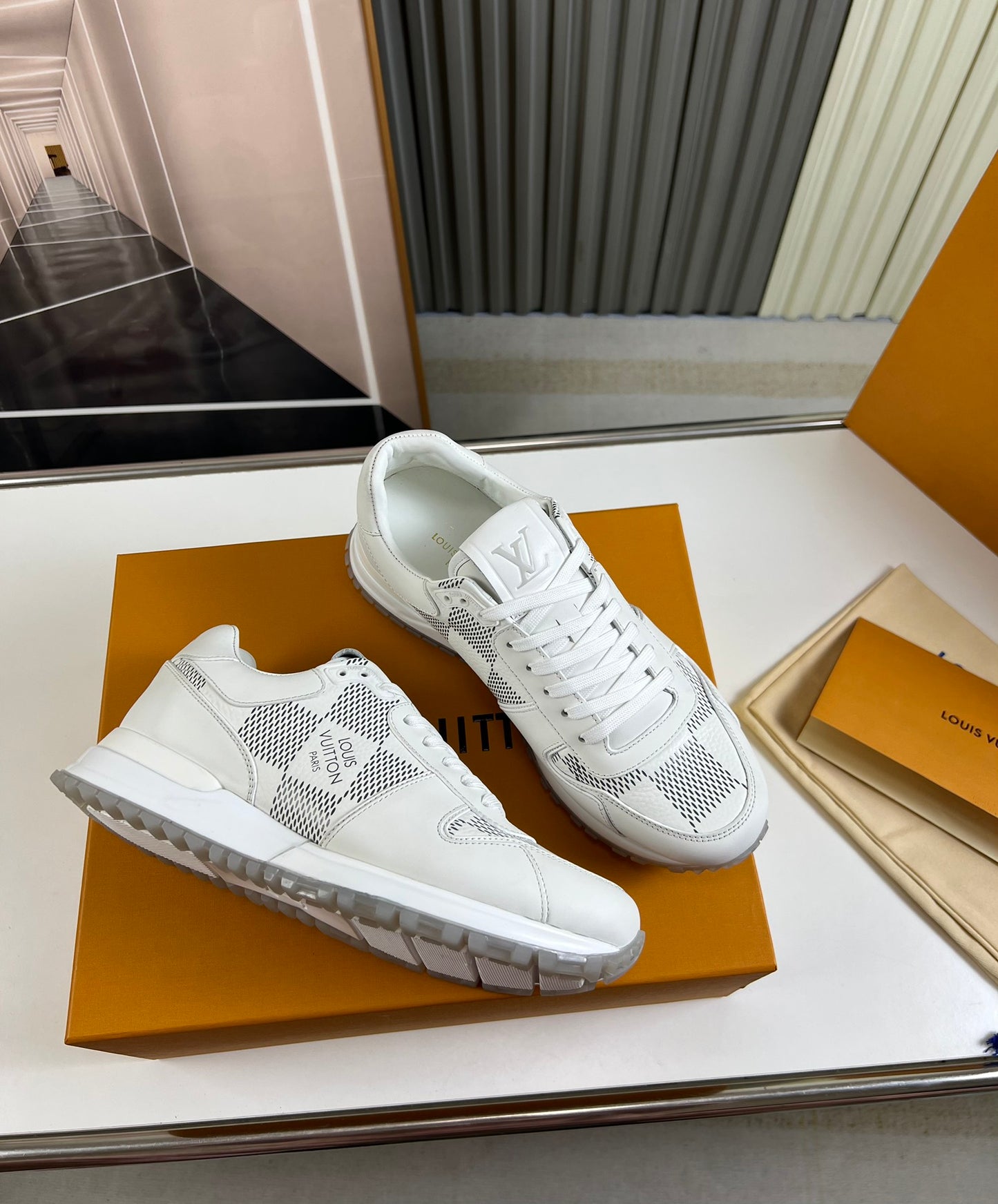 LV-157shoes