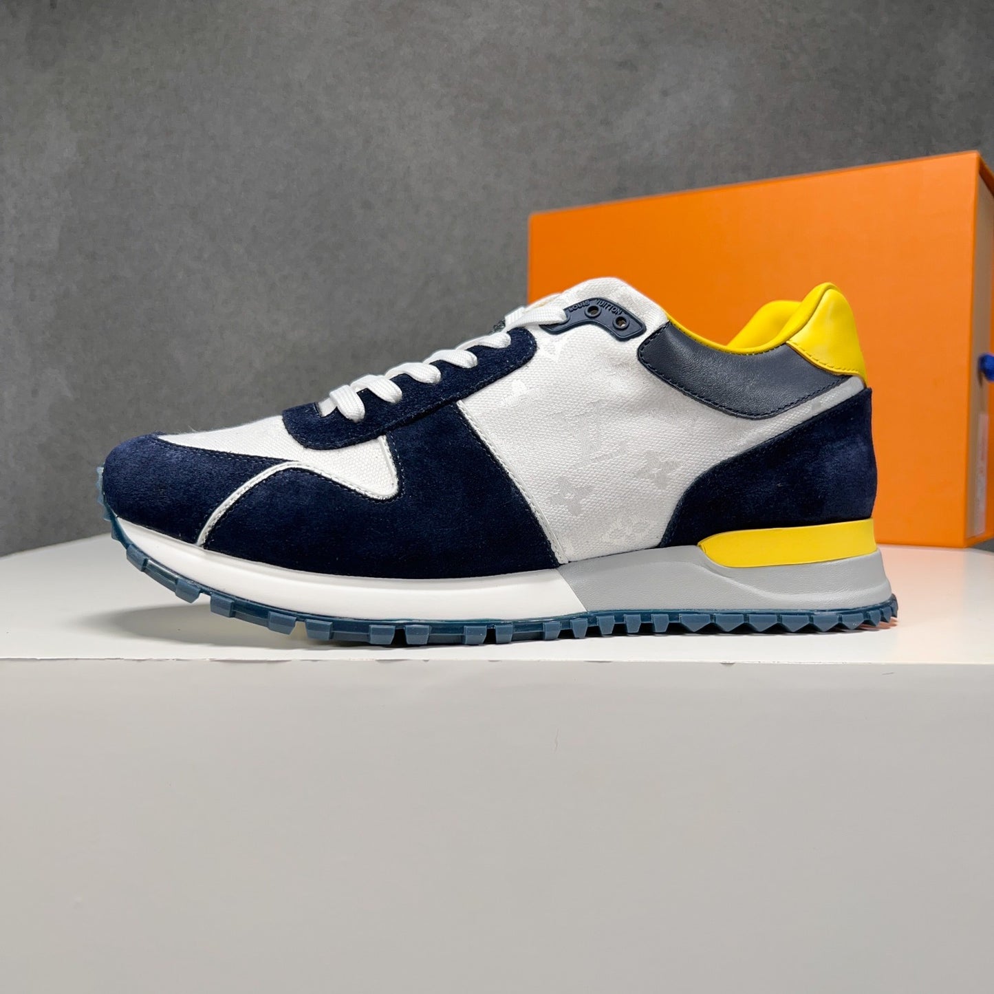 LV-166shoes
