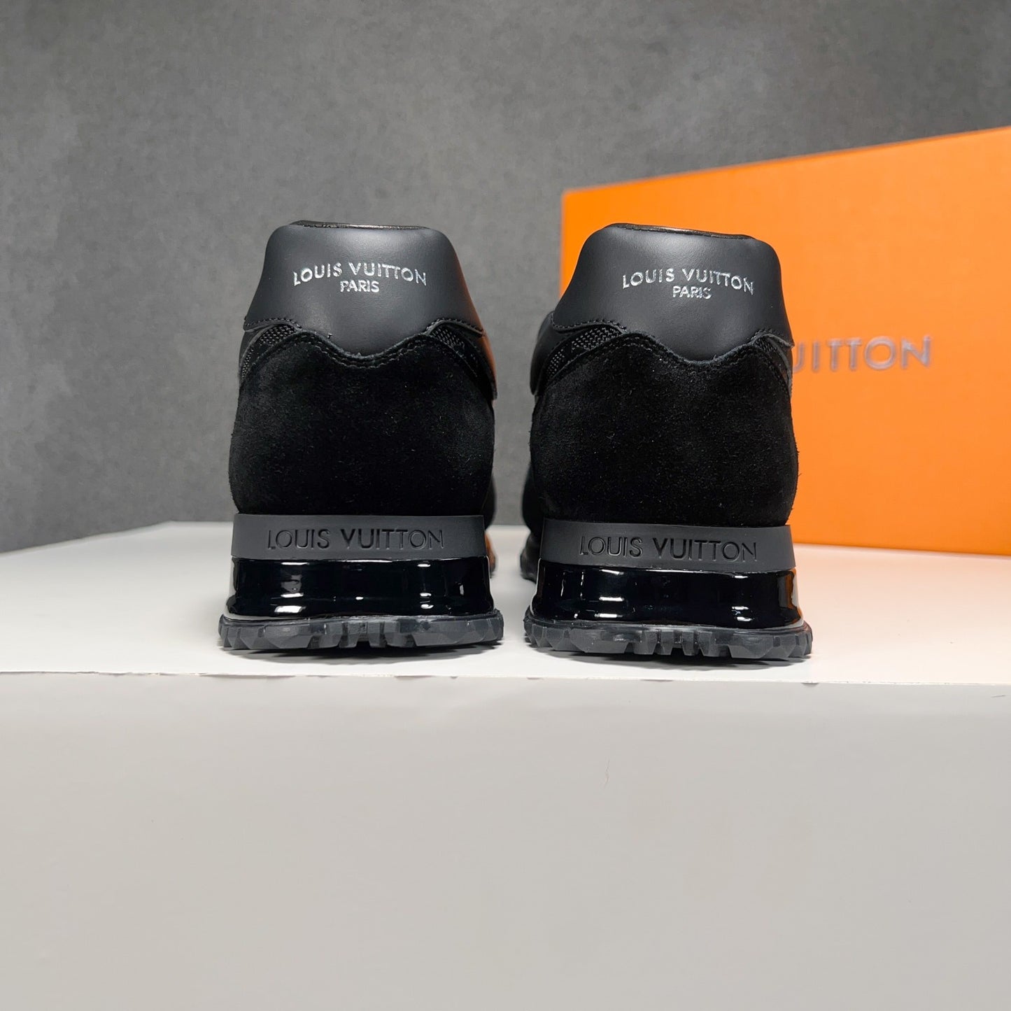 LV-168shoes