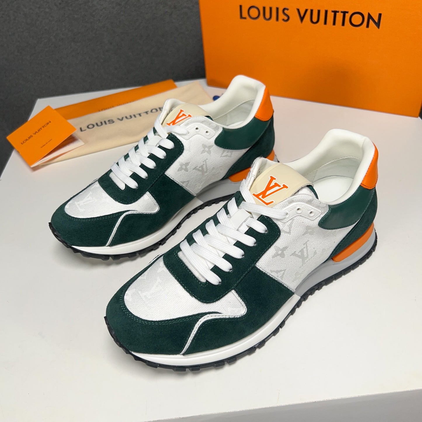 LV-169shoes
