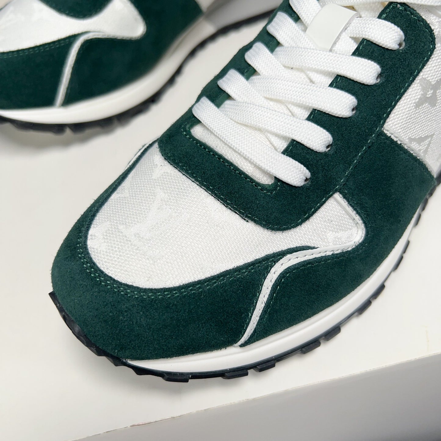 LV-169shoes