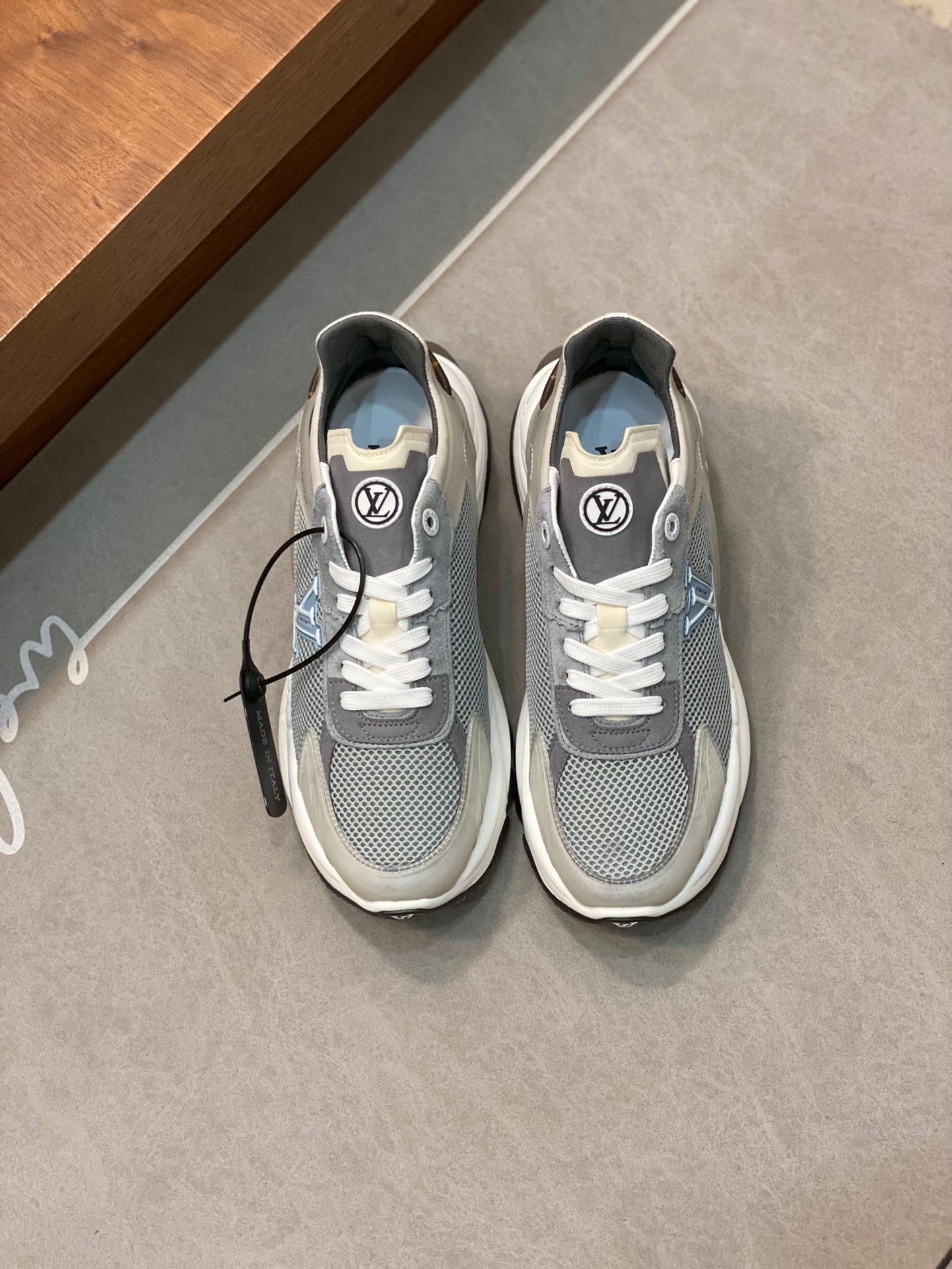 LV-173shoes
