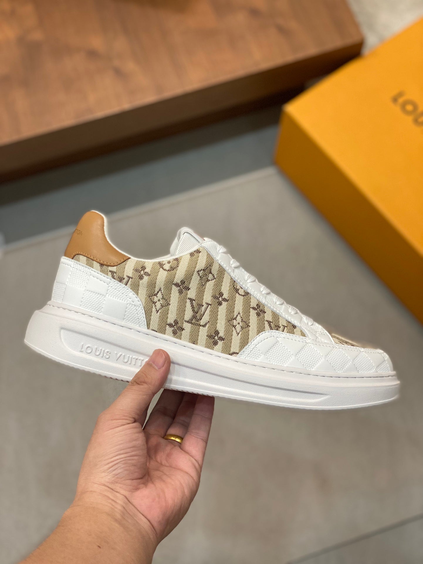 LV-177shoes