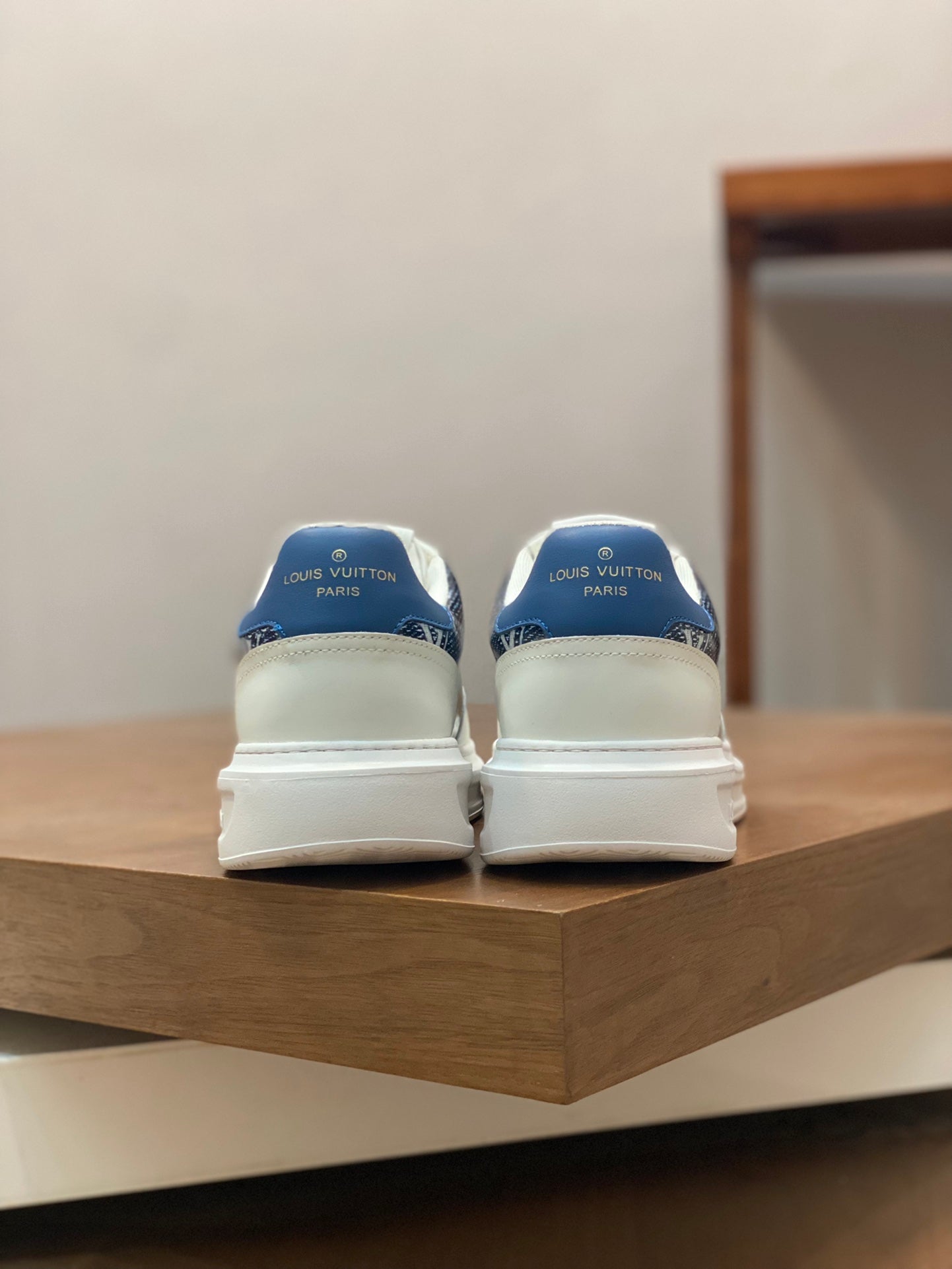 LV-178shoes