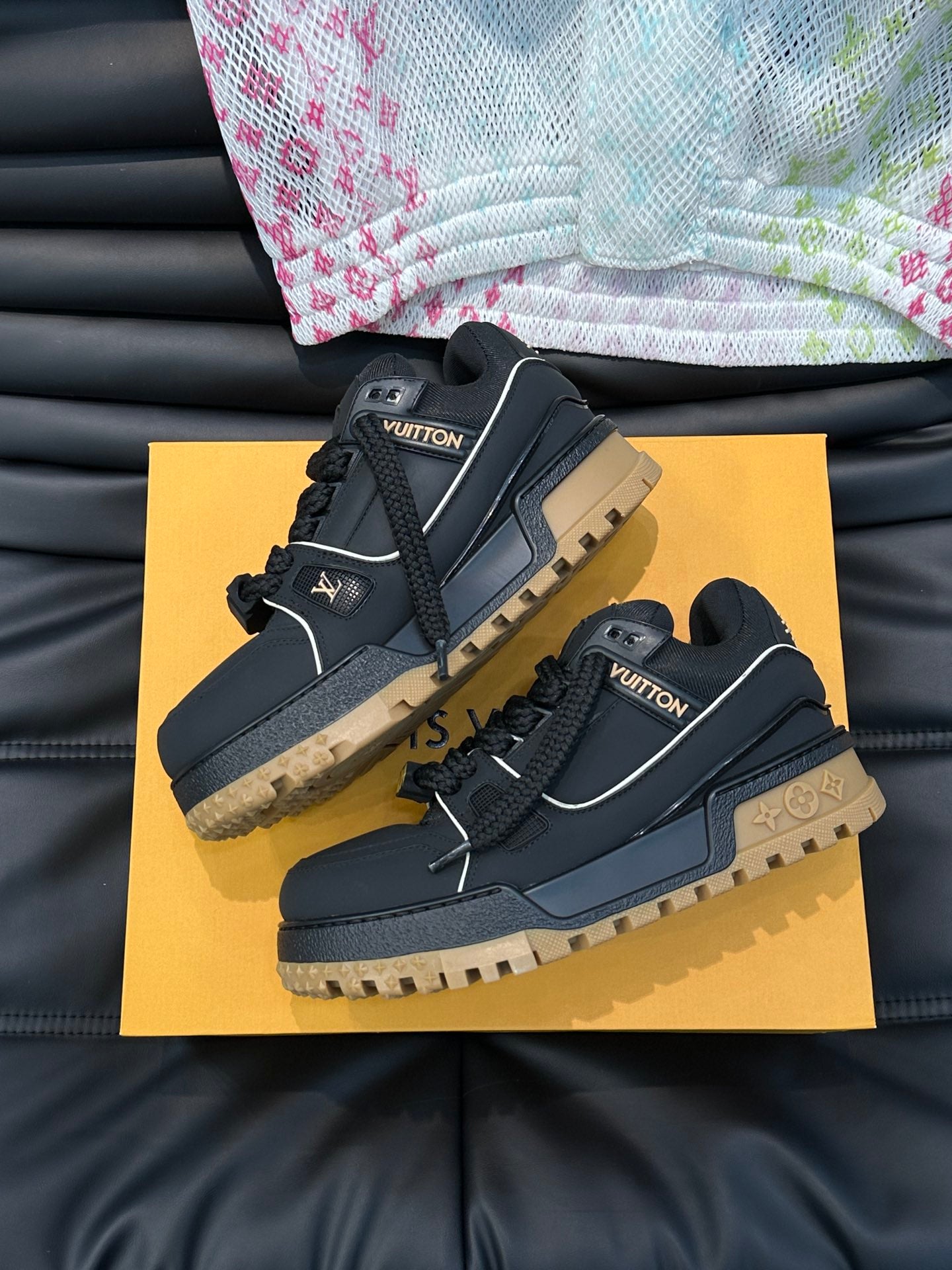 LV-180shoes