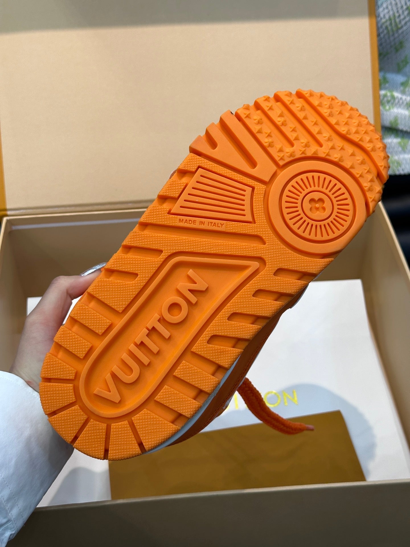 LV-181shoes