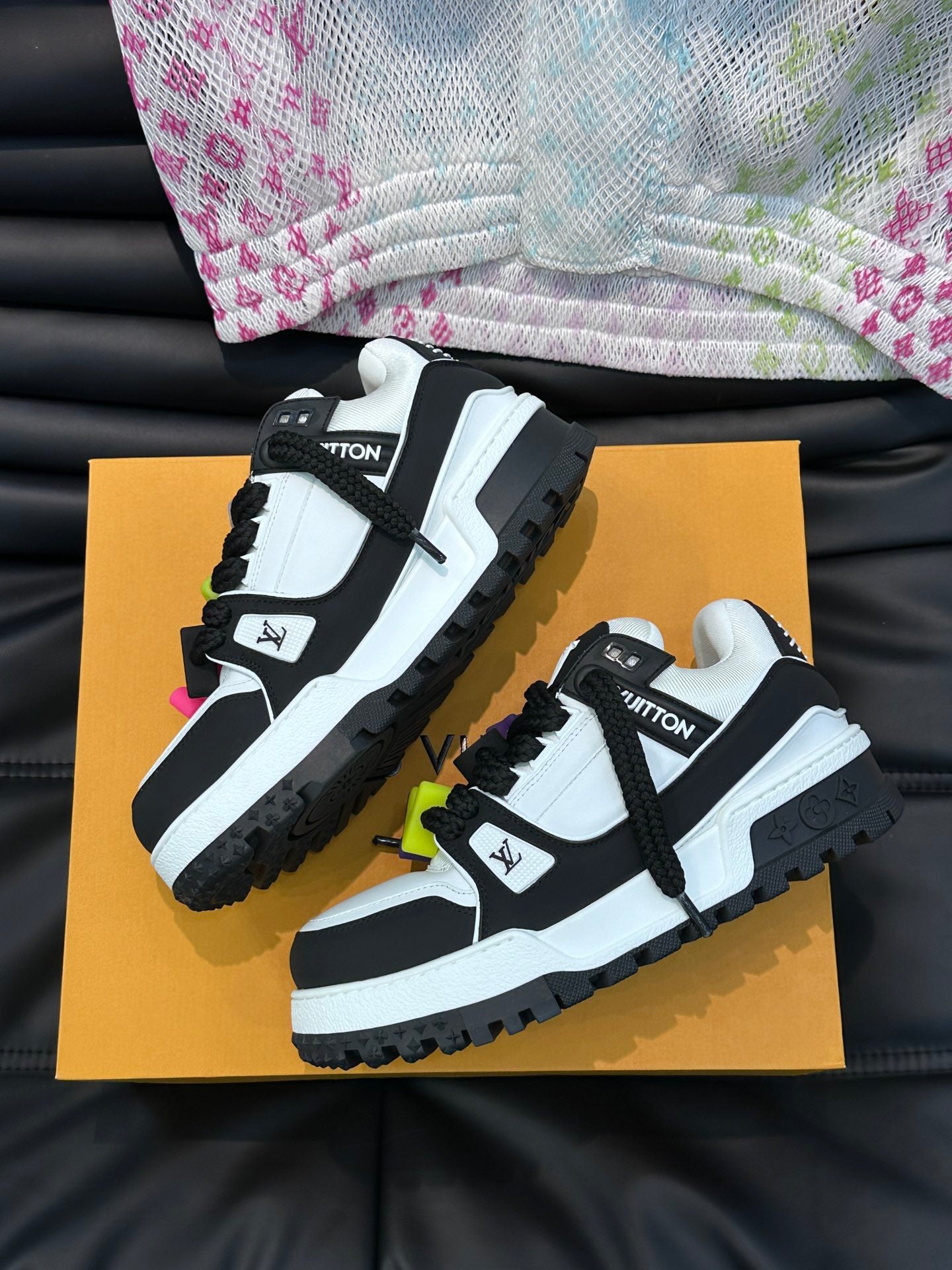 LV-182shoes